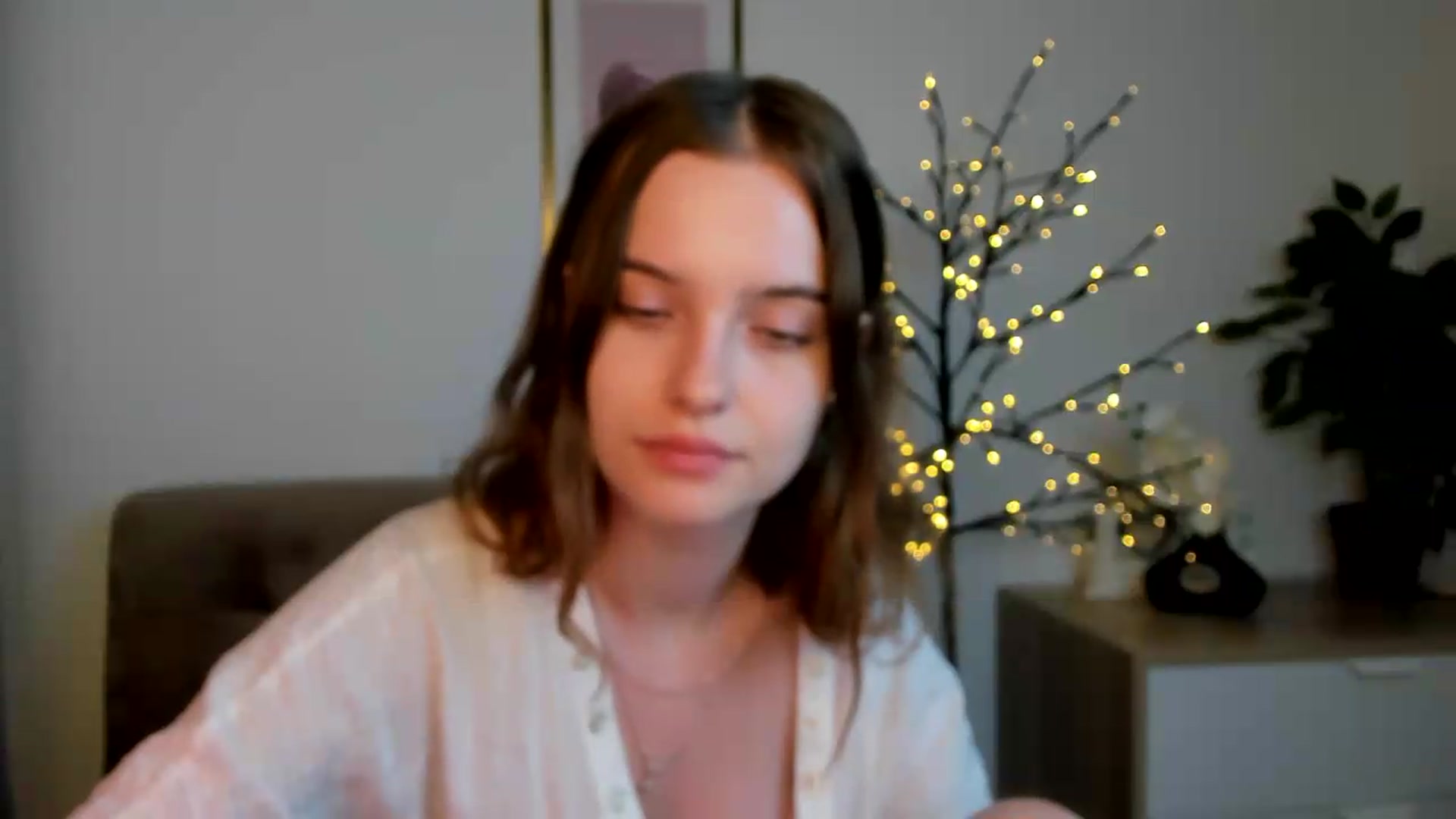 Gallery image thumbnail from KristiGant's myfreecams stream on, 08/14/2026, 14:40 image 5 of 20