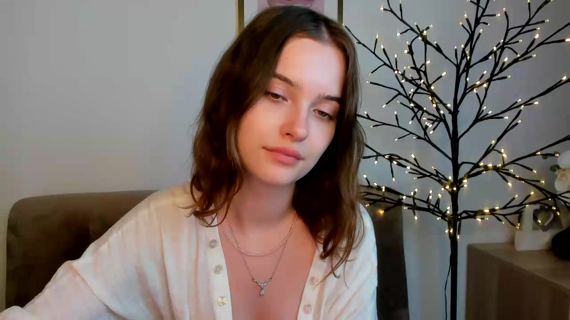 Gallery image thumbnail from KristiGant's myfreecams stream on, 08/14/2026, 16:06 image 20 of 20
