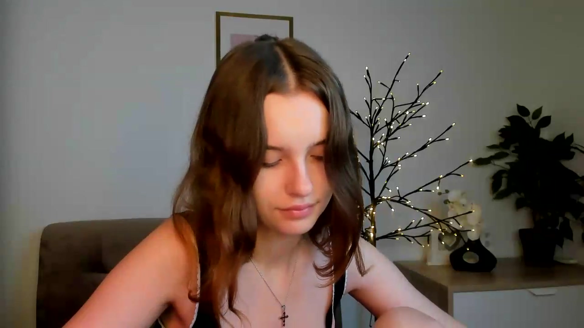 Gallery image thumbnail from KristiGant's myfreecams stream on, 08/15/2026, 12:59 image 3 of 20