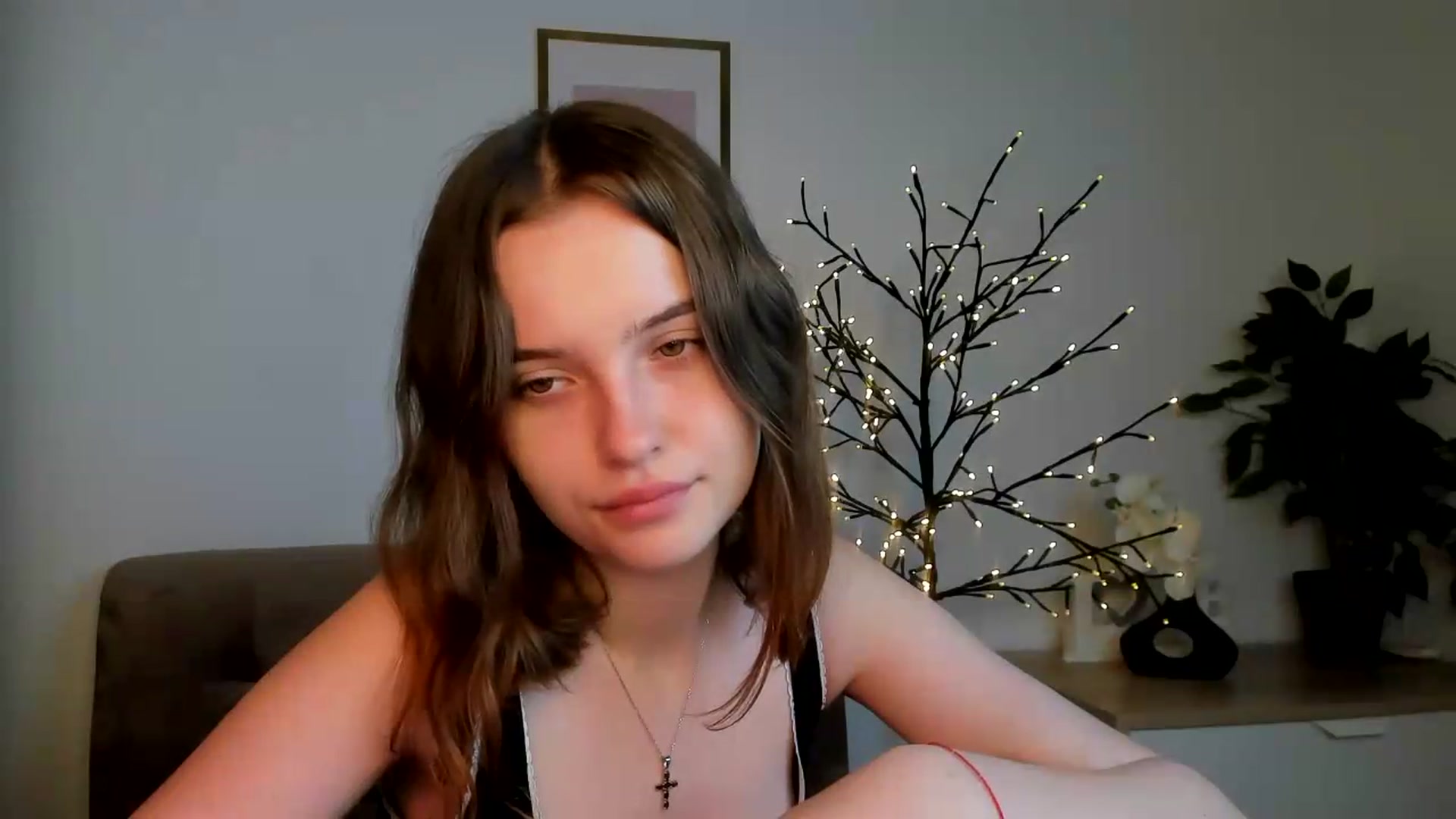 Gallery image thumbnail from KristiGant's myfreecams stream on, 08/15/2026, 12:59 image 4 of 20