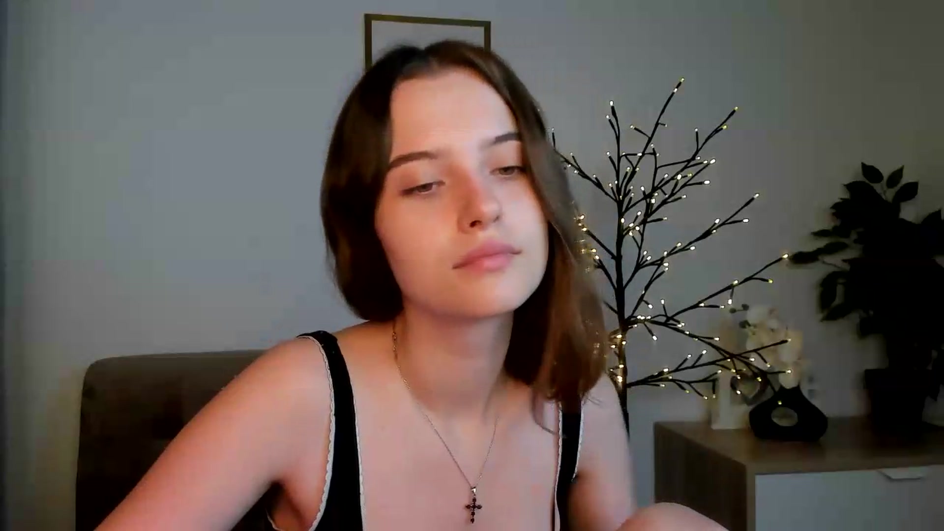 Gallery image thumbnail from KristiGant's myfreecams stream on, 08/15/2026, 12:59 image 5 of 20