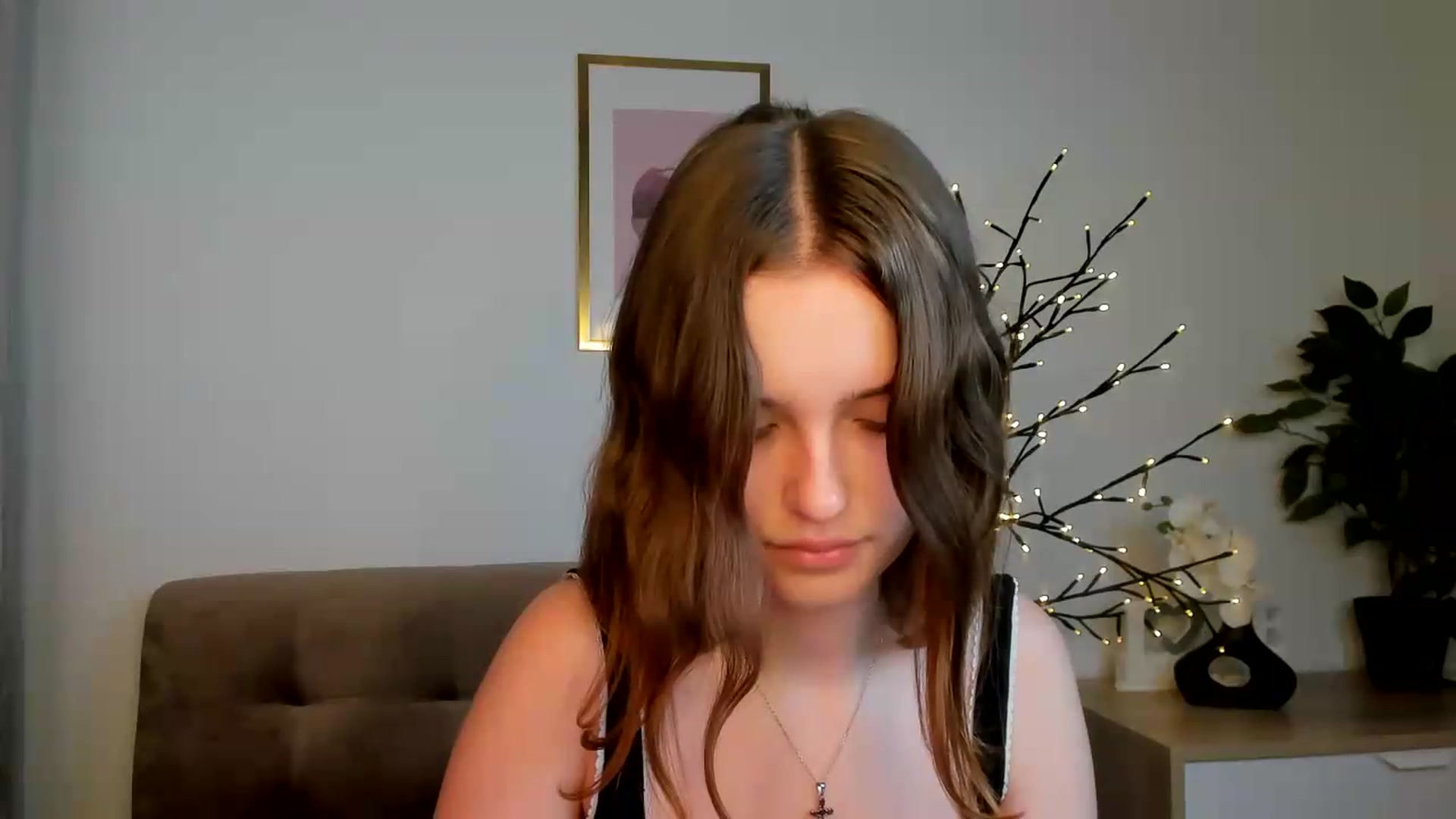 Gallery image thumbnail from KristiGant's myfreecams stream on, 08/15/2026, 12:59 image 18 of 20