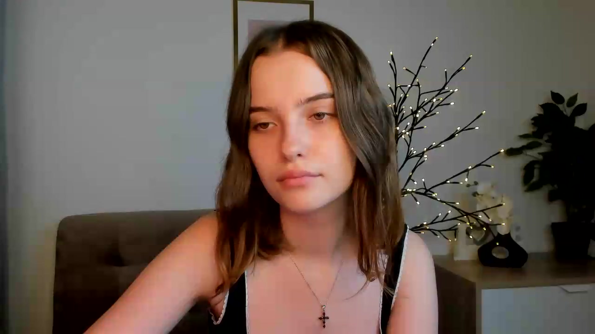 Gallery image thumbnail from KristiGant's myfreecams stream on, 08/15/2026, 13:41 image 2 of 20