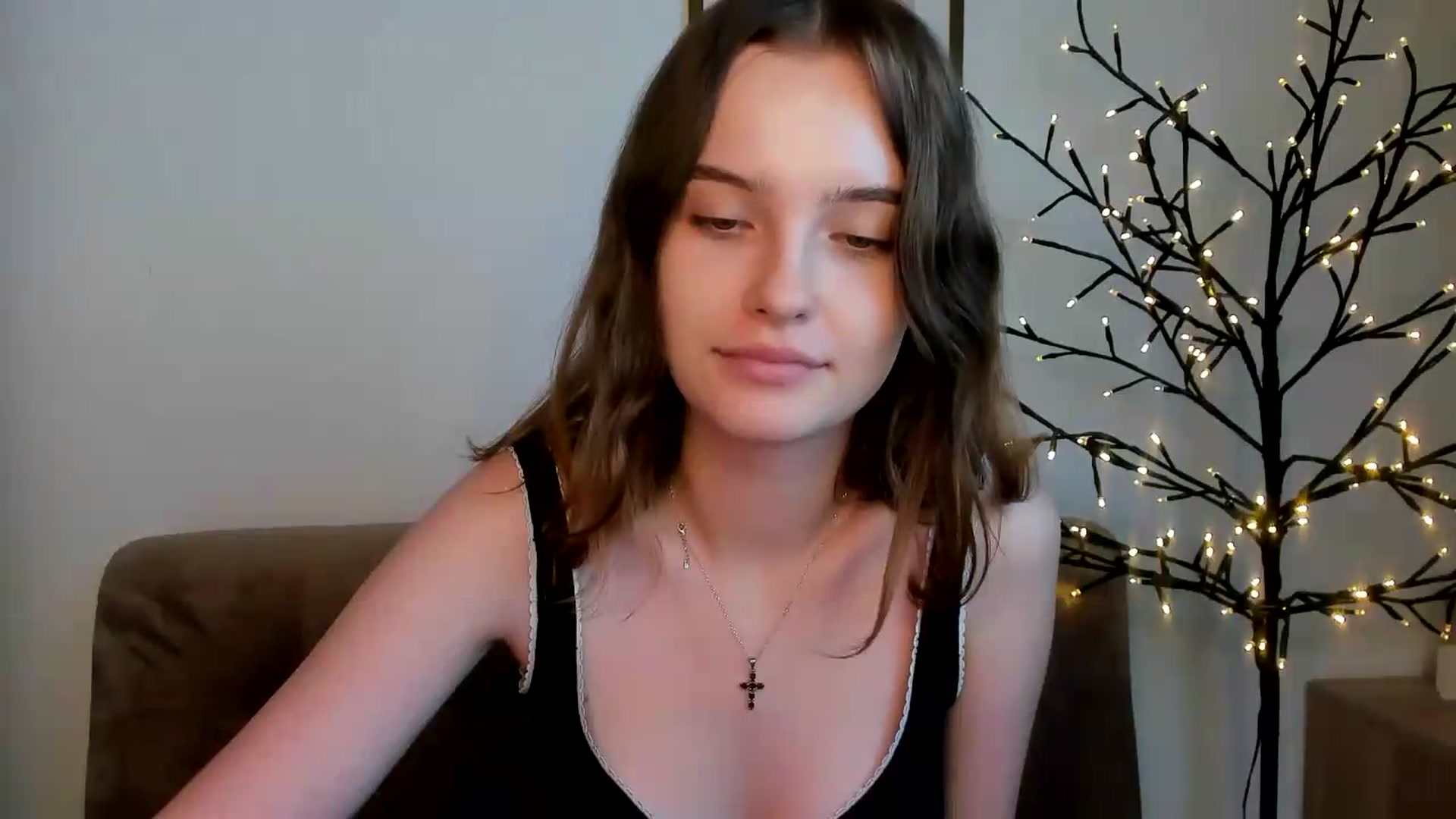 Gallery image thumbnail from KristiGant's myfreecams stream on, 08/15/2026, 15:48 image 9 of 20