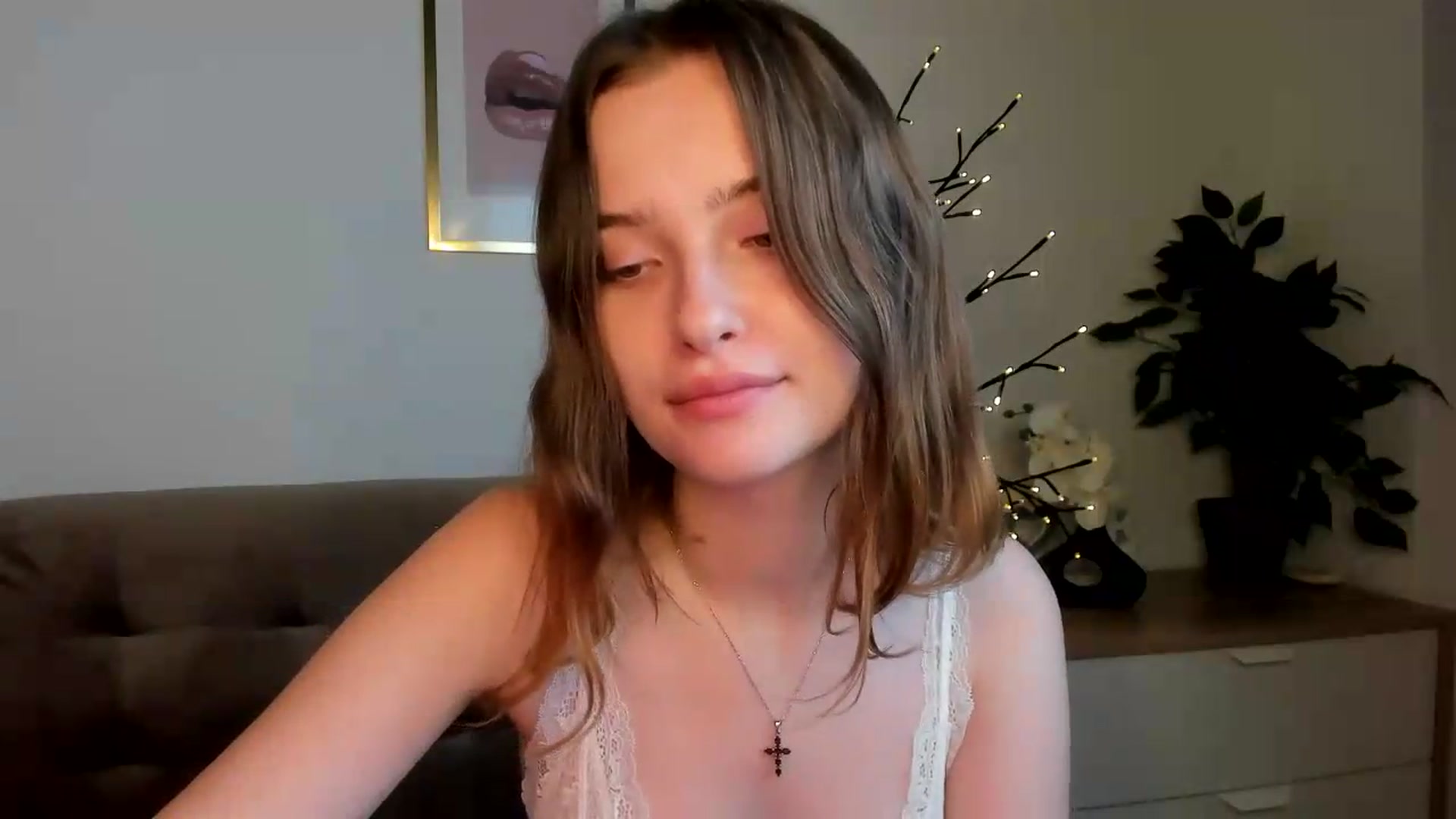 Gallery image thumbnail from KristiGant's myfreecams stream on, 08/16/2026, 11:09 image 5 of 20