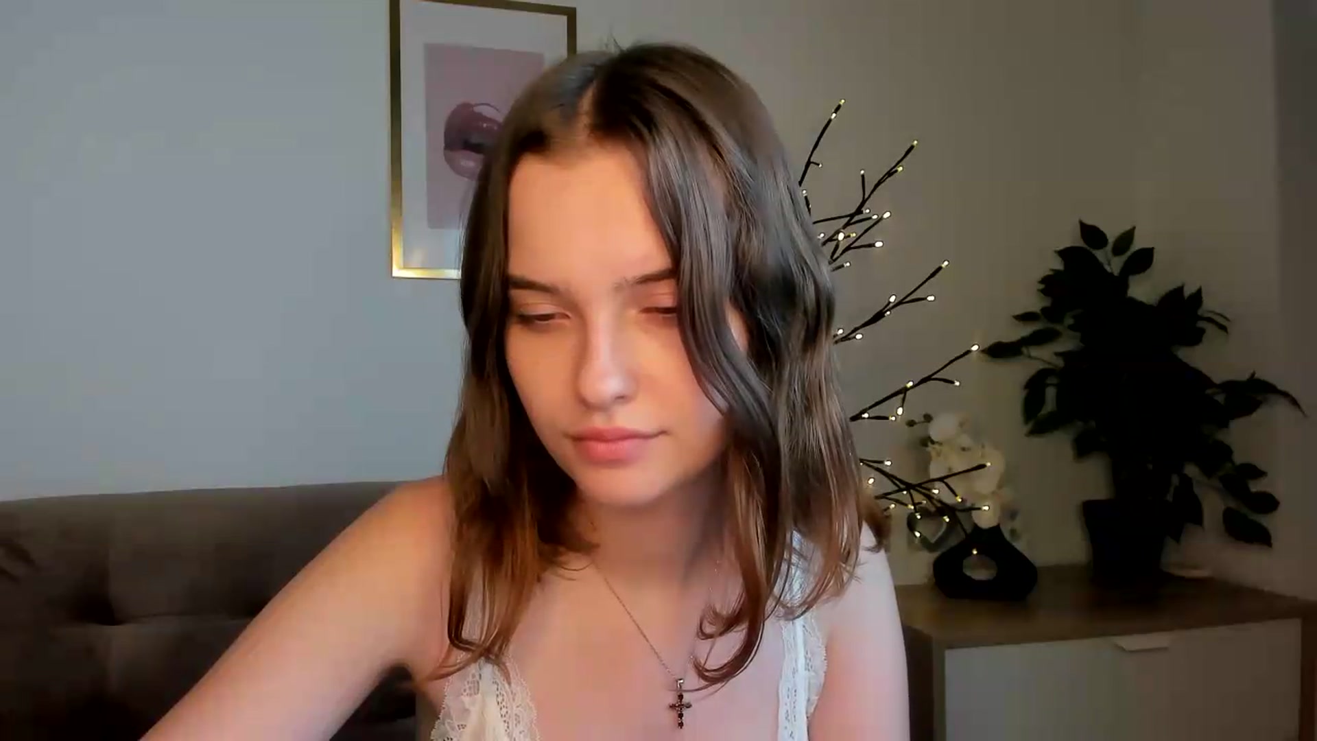 Gallery image thumbnail from KristiGant's myfreecams stream on, 08/16/2026, 11:37 image 19 of 20