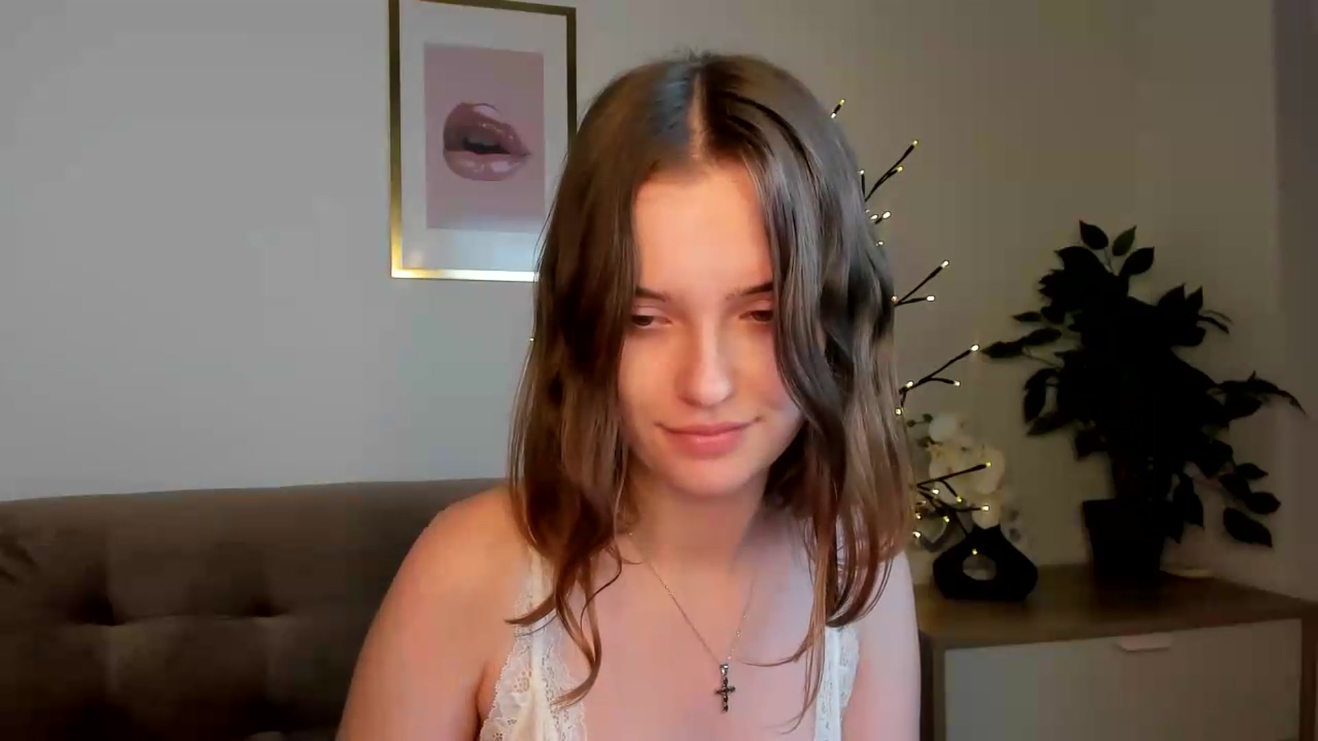 Gallery image thumbnail from KristiGant's myfreecams stream on, 08/16/2026, 11:37 image 13 of 20