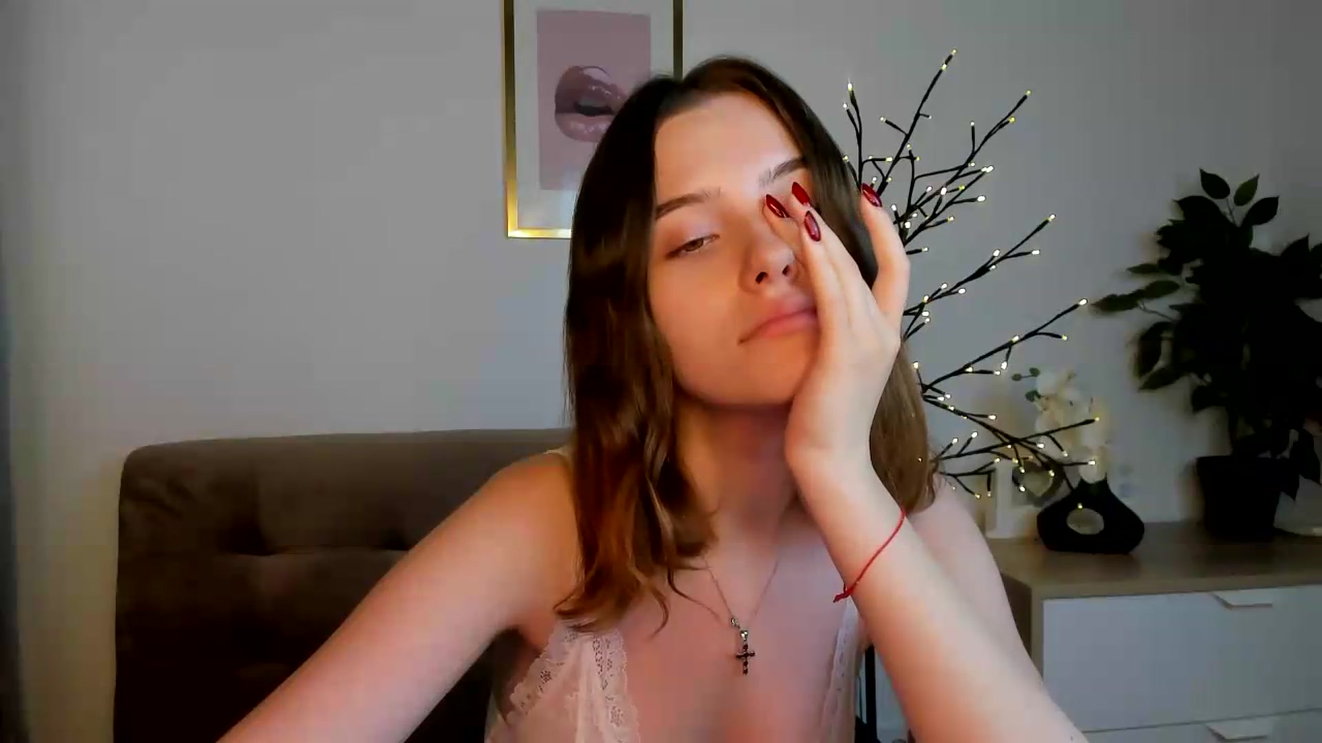 Gallery image thumbnail from KristiGant's myfreecams stream on, 08/16/2026, 14:48 image 18 of 20