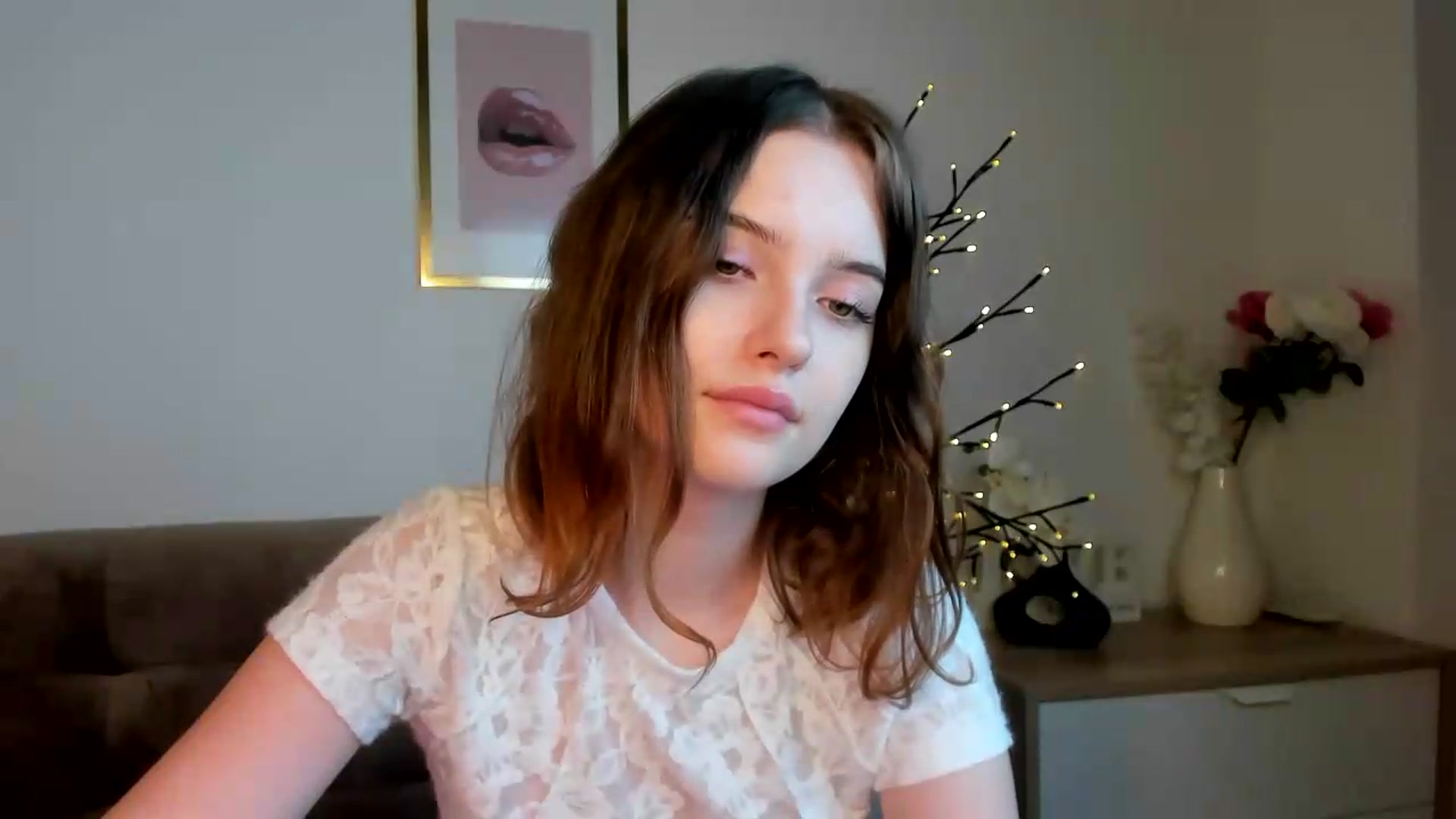 Gallery image thumbnail from KristiGant's myfreecams stream on, 08/19/2026, 13:00 image 3 of 20