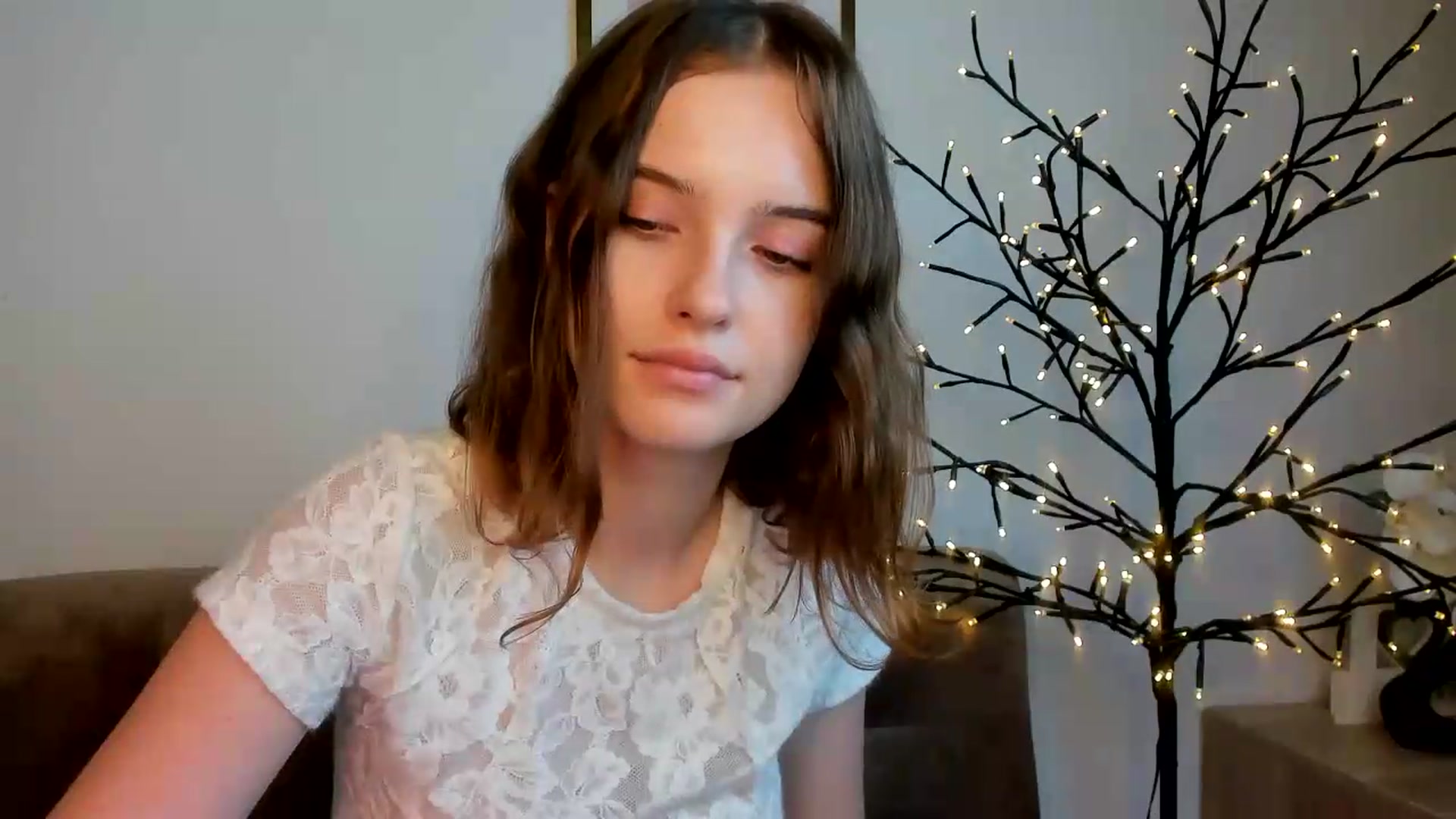 Gallery image thumbnail from KristiGant's myfreecams stream on, 08/19/2026, 15:15 image 18 of 20