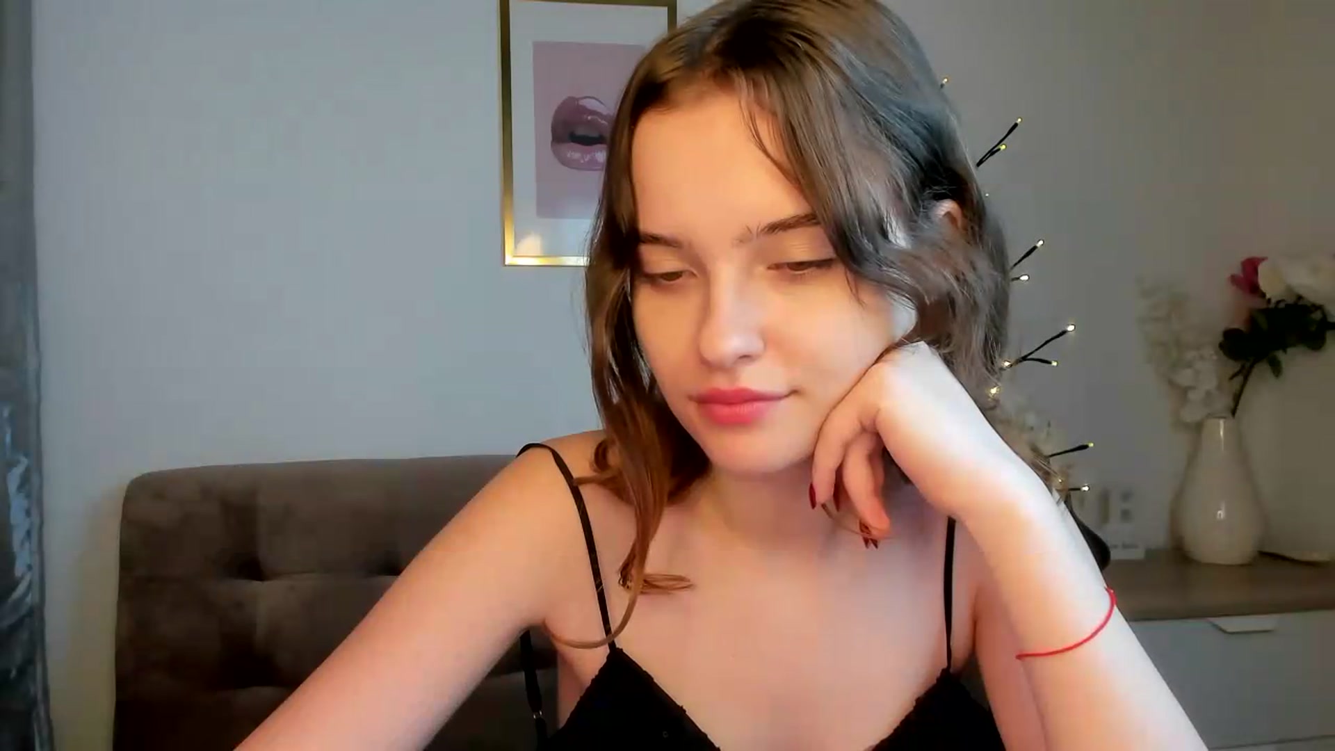 Gallery image thumbnail from KristiGant's myfreecams stream on, 08/23/2026, 12:55 image 6 of 20