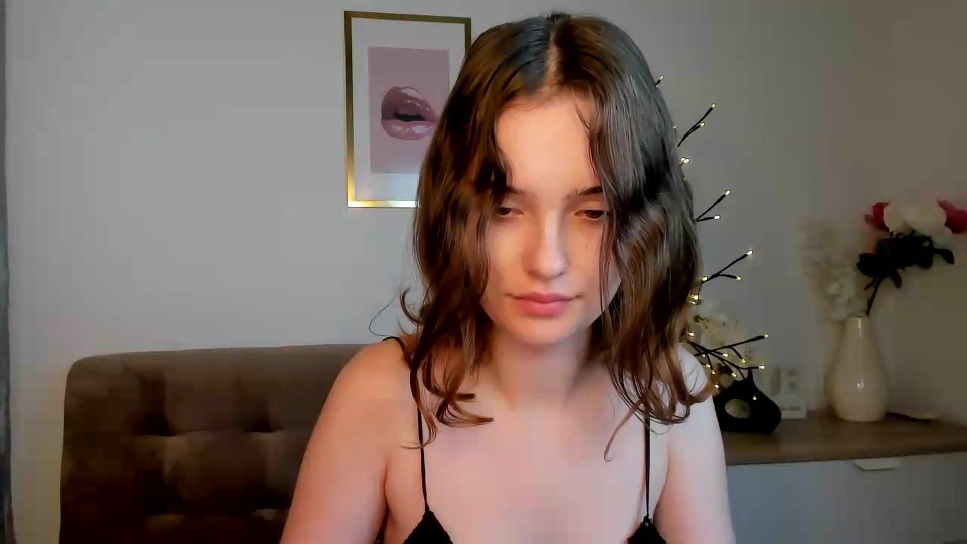 Gallery image thumbnail from KristiGant's myfreecams stream on, 08/23/2026, 13:58 image 6 of 20