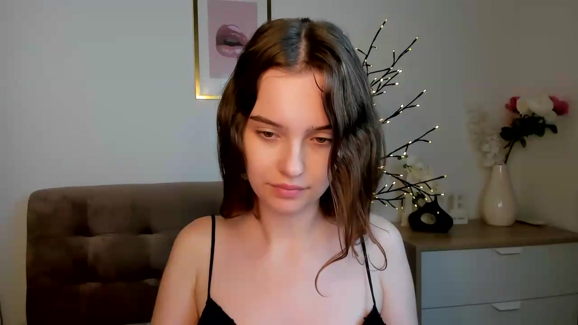 Gallery image thumbnail from KristiGant's myfreecams stream on, 08/23/2026, 14:25 image 18 of 20