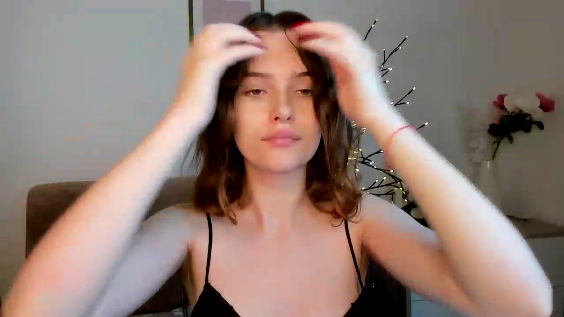 Gallery image thumbnail from KristiGant's myfreecams stream on, 08/23/2026, 14:25 image 2 of 20