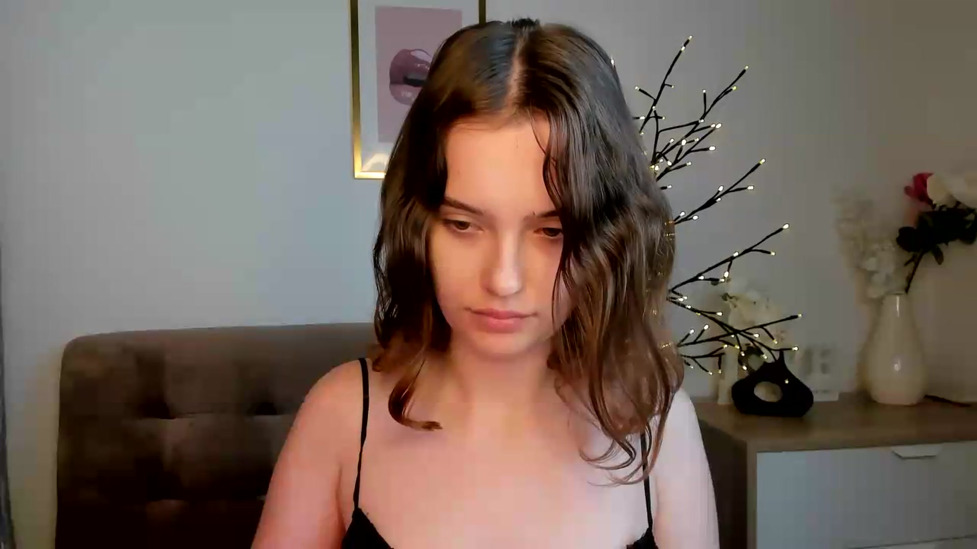 Gallery image thumbnail from KristiGant's myfreecams stream on, 08/23/2026, 15:55 image 9 of 20