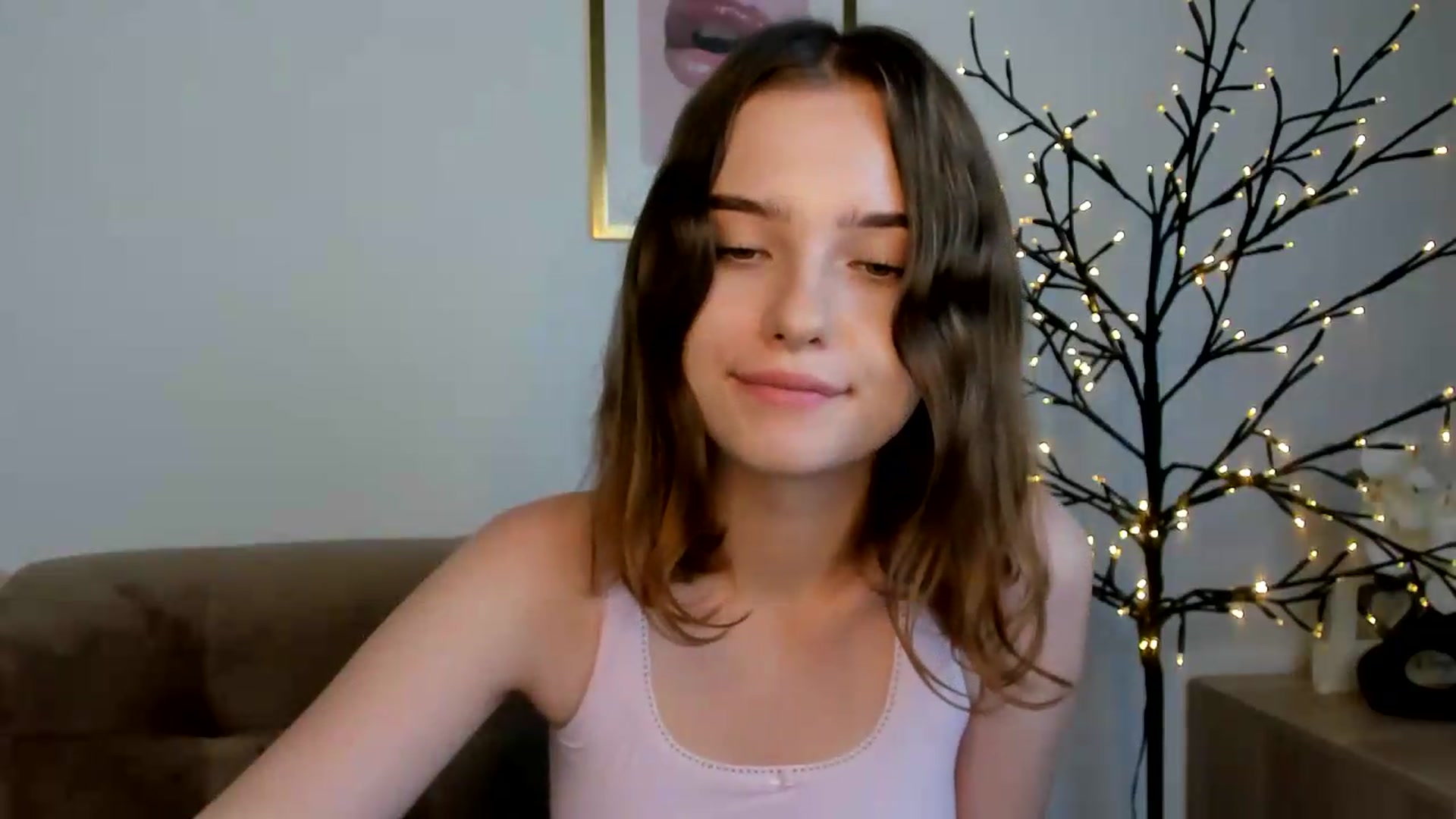 Gallery image thumbnail from KristiGant's myfreecams stream on, 08/25/2026, 16:39 image 5 of 20