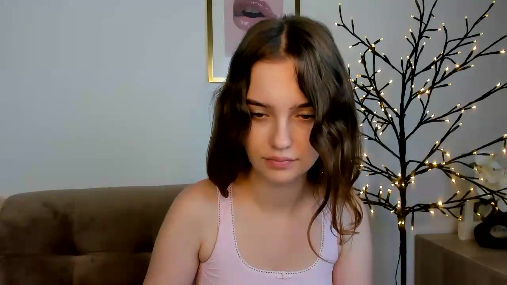 Gallery image thumbnail from KristiGant's myfreecams stream on, 08/25/2026, 16:39 image 20 of 20