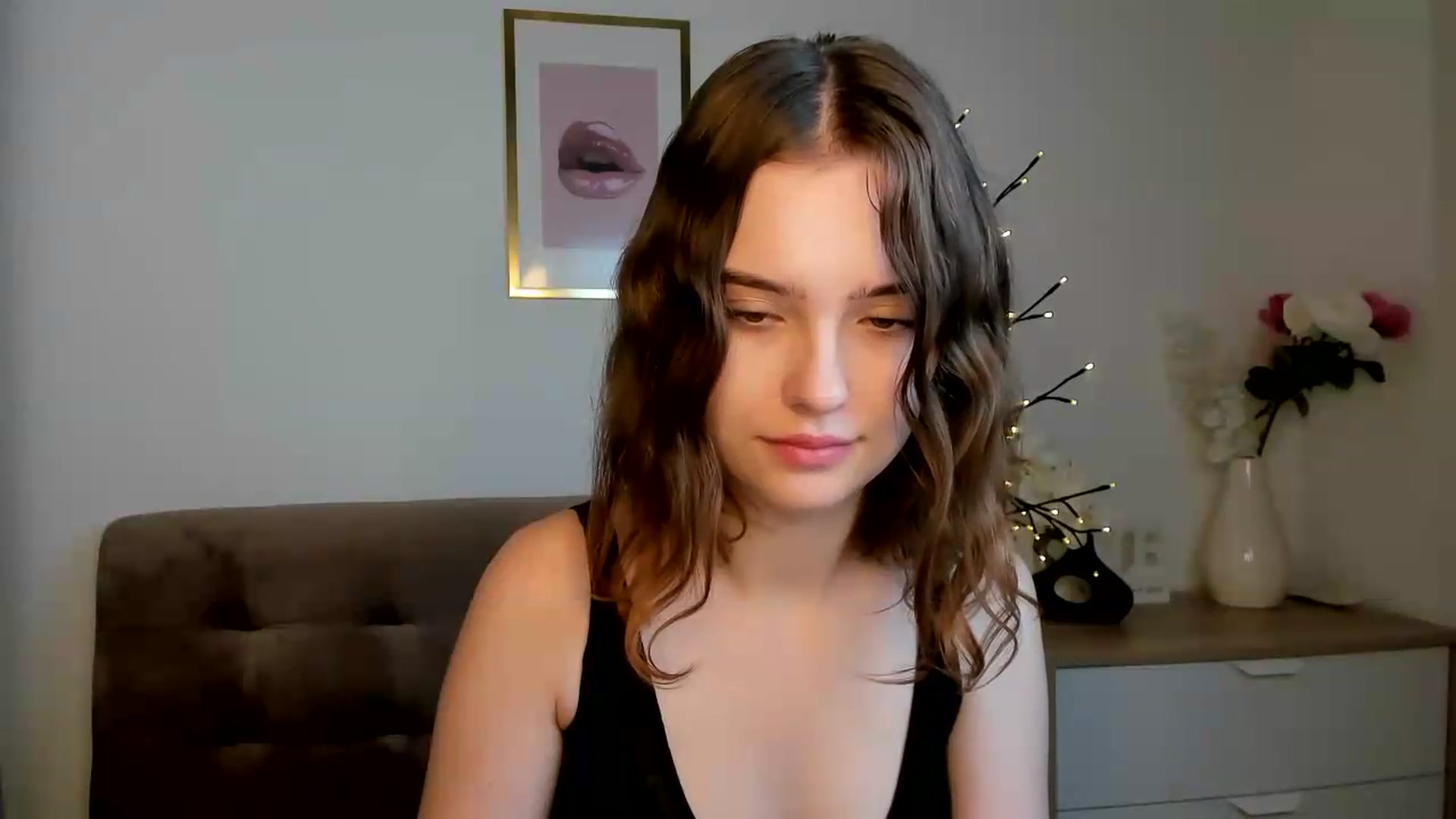 Gallery image thumbnail from KristiGant's myfreecams stream on, 08/26/2026, 18:04 image 20 of 20