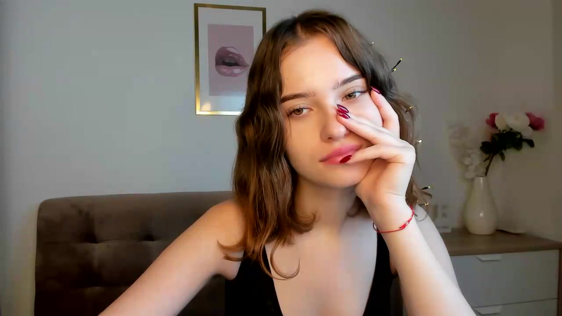 Gallery image thumbnail from KristiGant's myfreecams stream on, 08/26/2026, 18:04 image 4 of 20