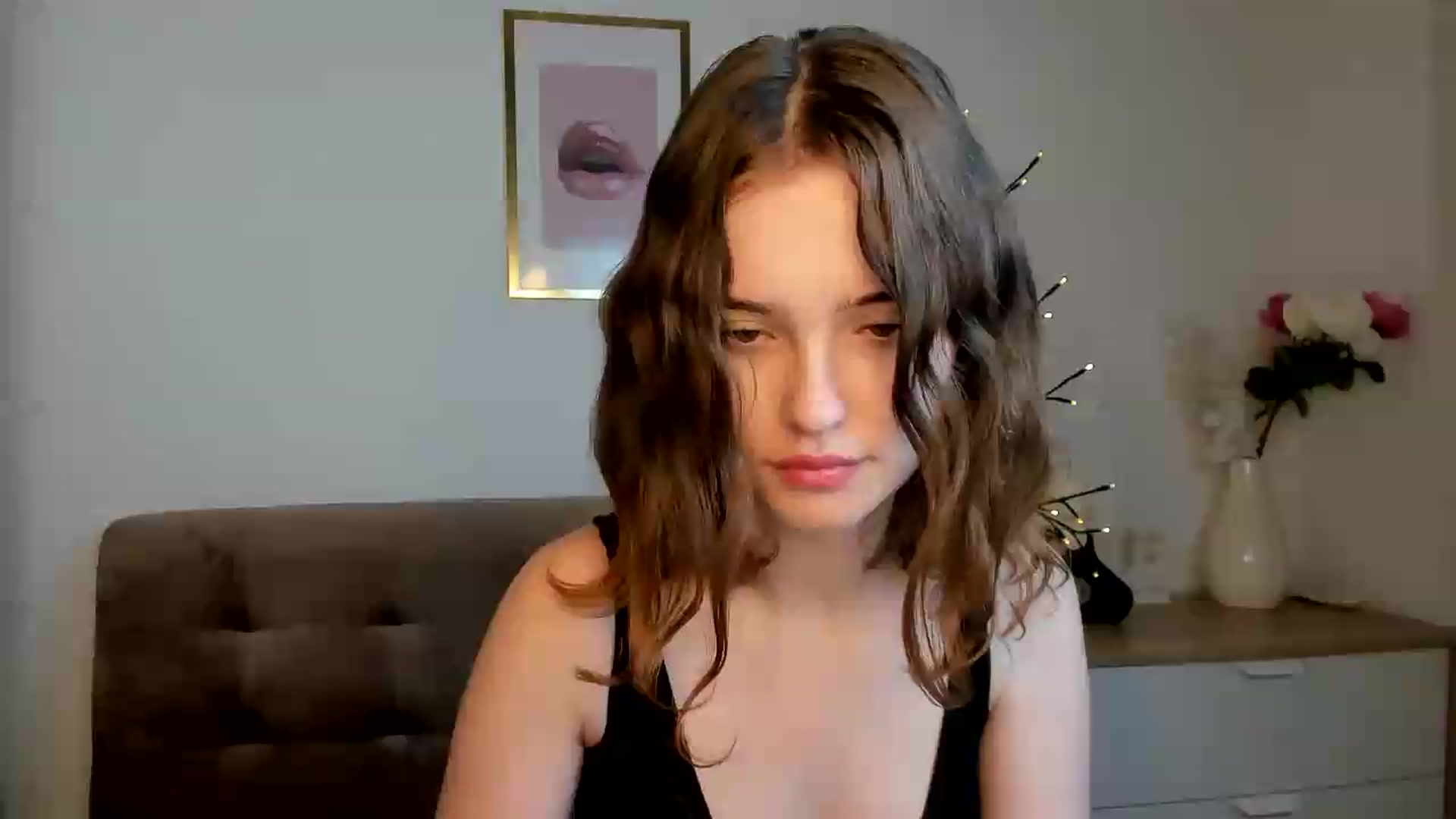 Gallery image thumbnail from KristiGant's myfreecams stream on, 08/26/2026, 18:04 image 3 of 20