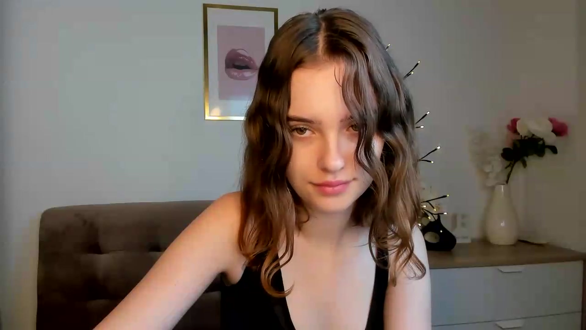 Gallery image thumbnail from KristiGant's myfreecams stream on, 08/26/2026, 18:04 image 19 of 20