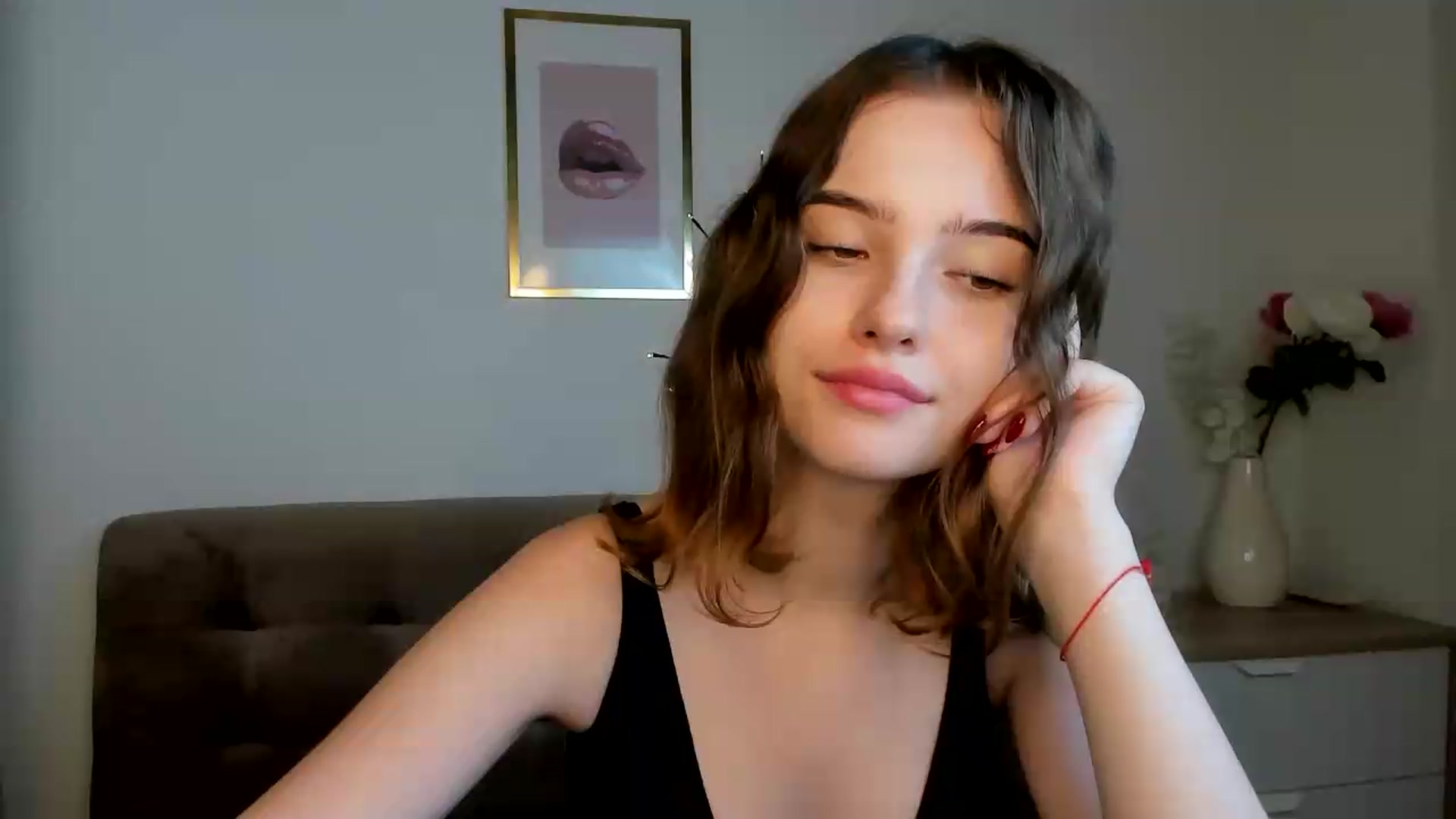 Gallery image thumbnail from KristiGant's myfreecams stream on, 08/26/2026, 18:04 image 7 of 20