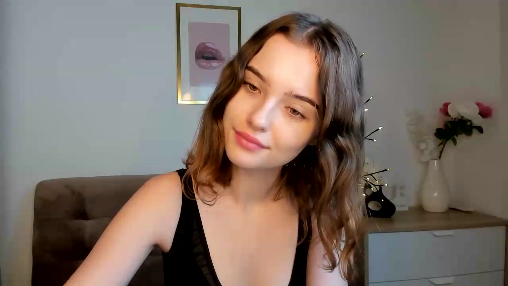 Gallery image thumbnail from KristiGant's myfreecams stream on, 08/26/2026, 18:04 image 10 of 20