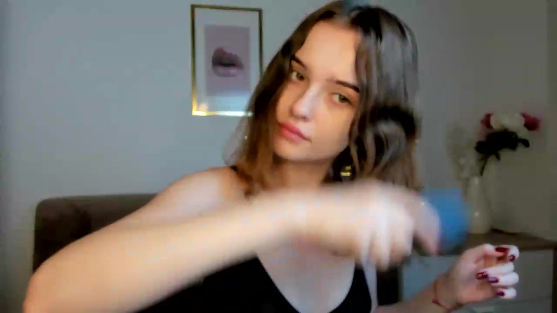 Gallery image thumbnail from KristiGant's myfreecams stream on, 08/26/2026, 18:04 image 2 of 20
