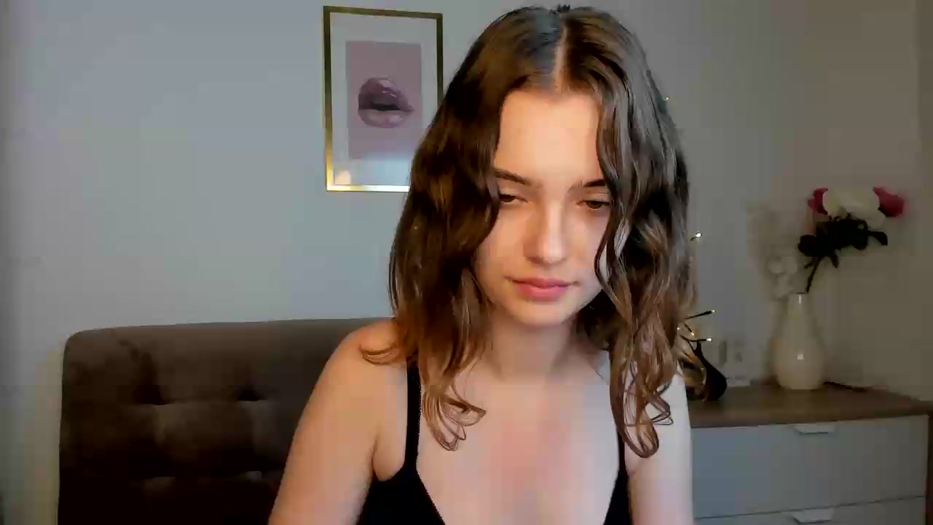 Gallery image thumbnail from KristiGant's myfreecams stream on, 08/26/2026, 18:04 image 1 of 20