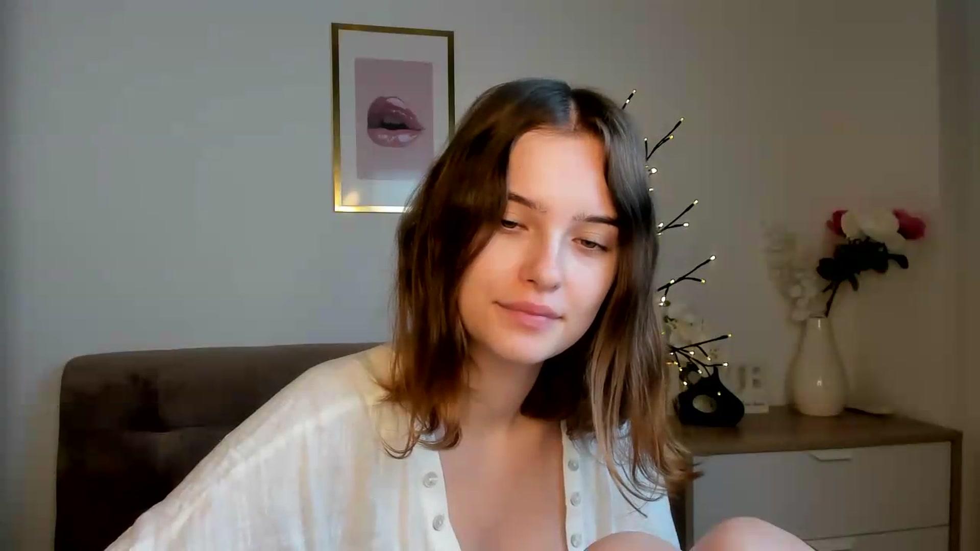 Gallery image thumbnail from KristiGant's myfreecams stream on, 08/28/2026, 14:10 image 6 of 20
