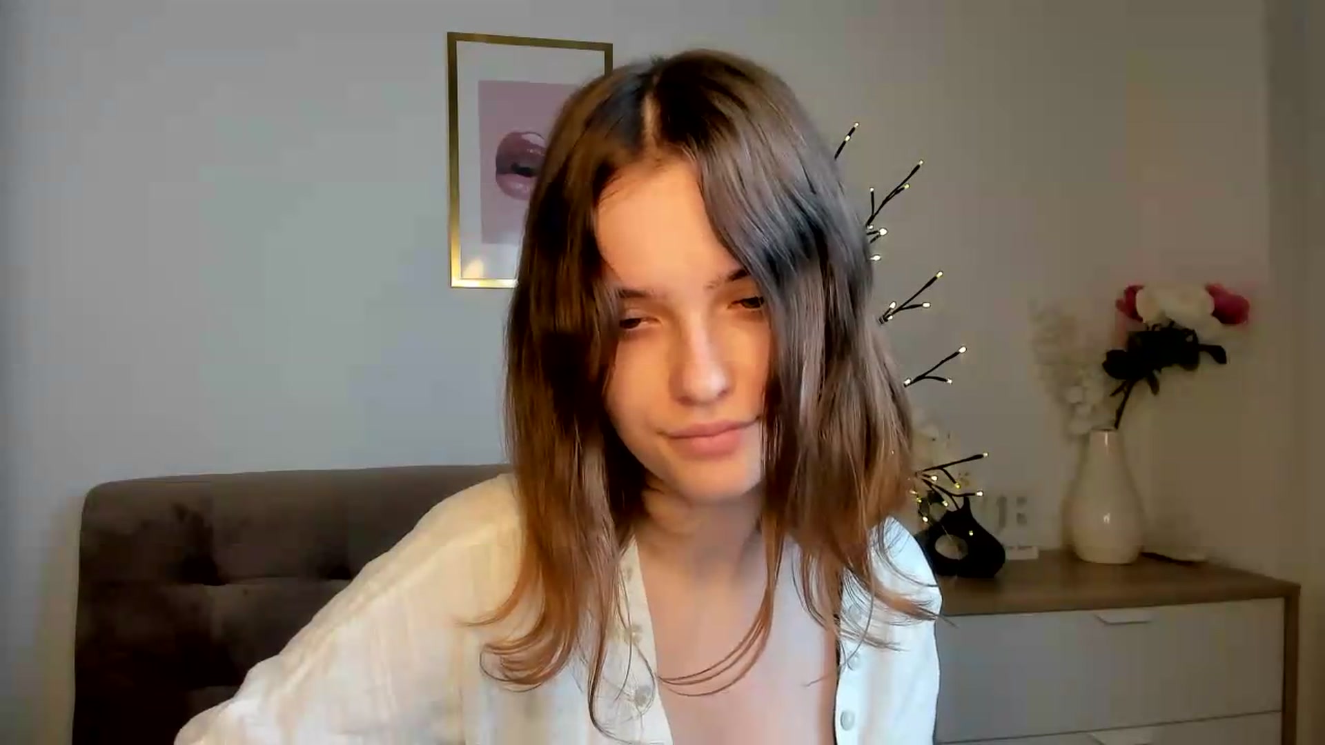 Gallery image thumbnail from KristiGant's myfreecams stream on, 08/28/2026, 14:10 image 17 of 20