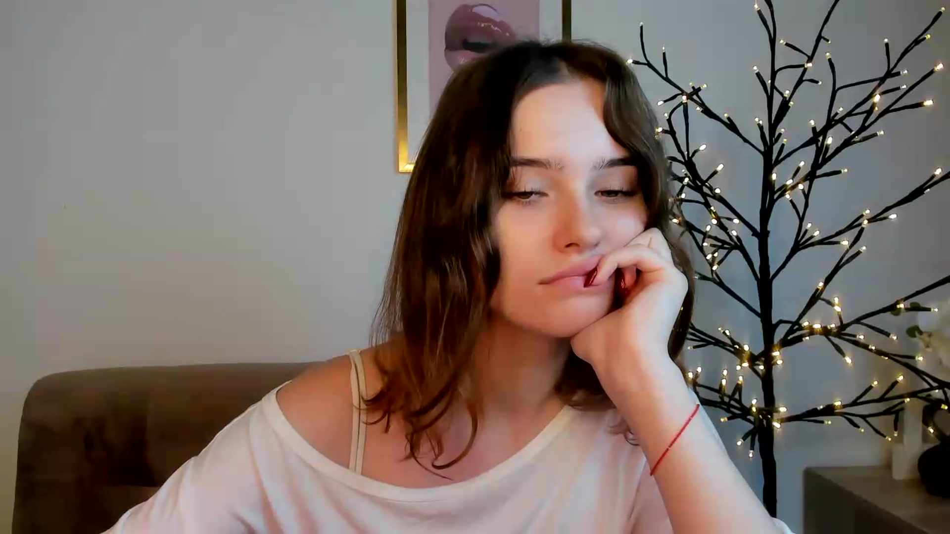 Gallery image thumbnail from KristiGant's myfreecams stream on, 08/30/2026, 16:28 image 4 of 20