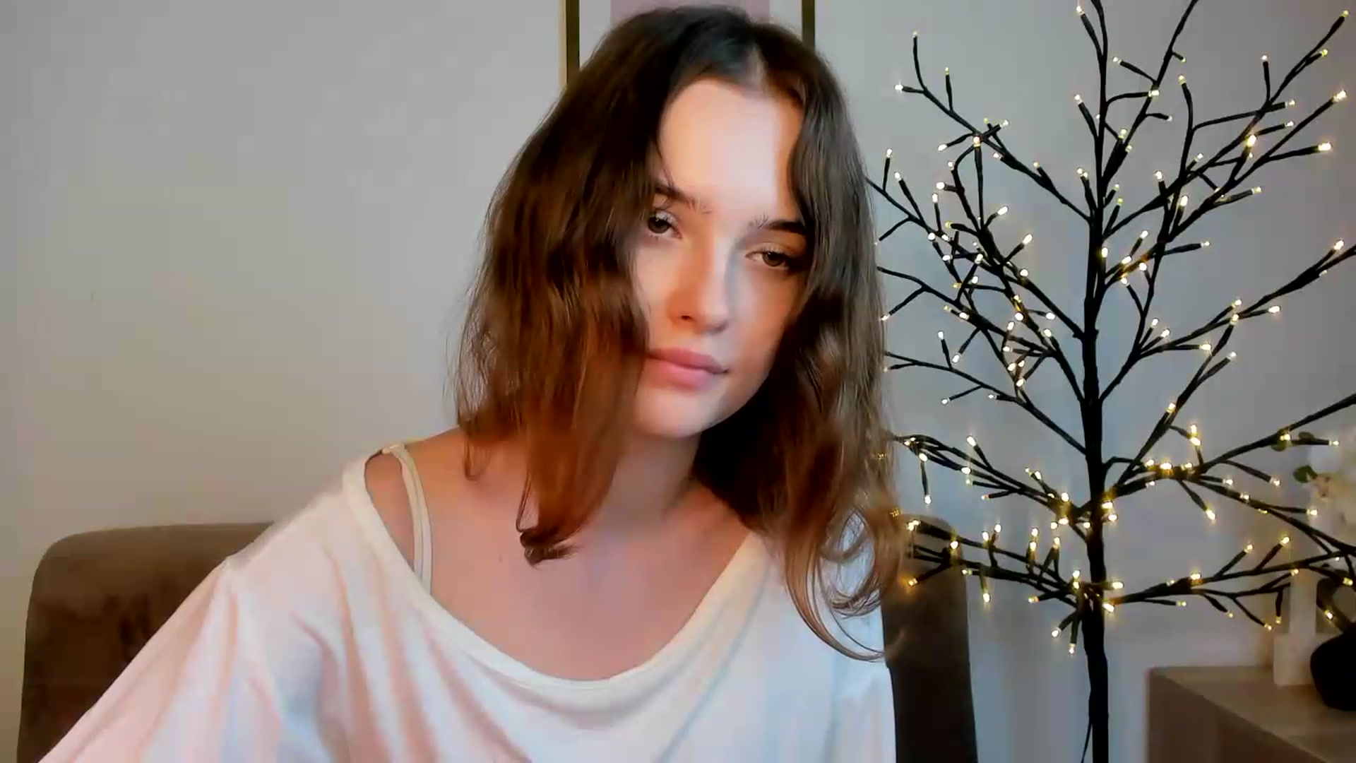 Gallery image thumbnail from KristiGant's myfreecams stream on, 08/30/2026, 16:28 image 10 of 20