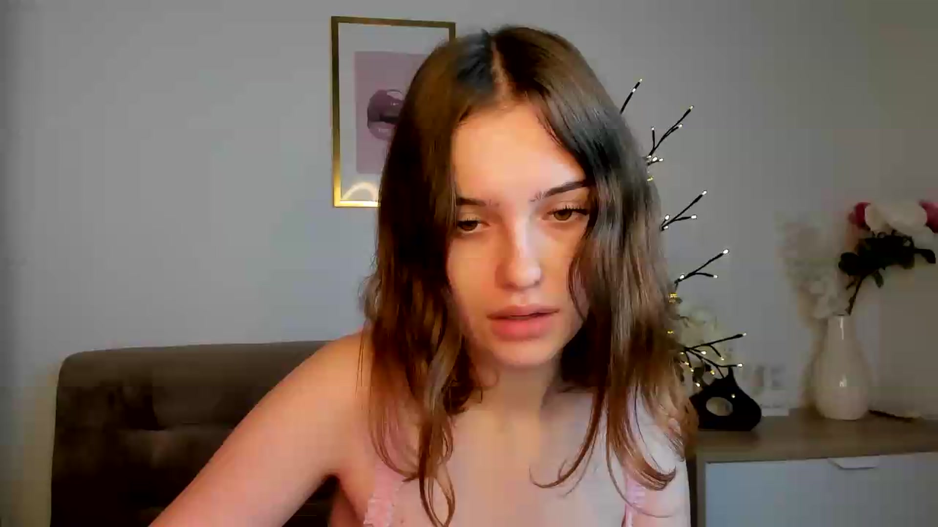 Gallery image thumbnail from KristiGant's myfreecams stream on, 09/02/2026, 13:44 image 9 of 20