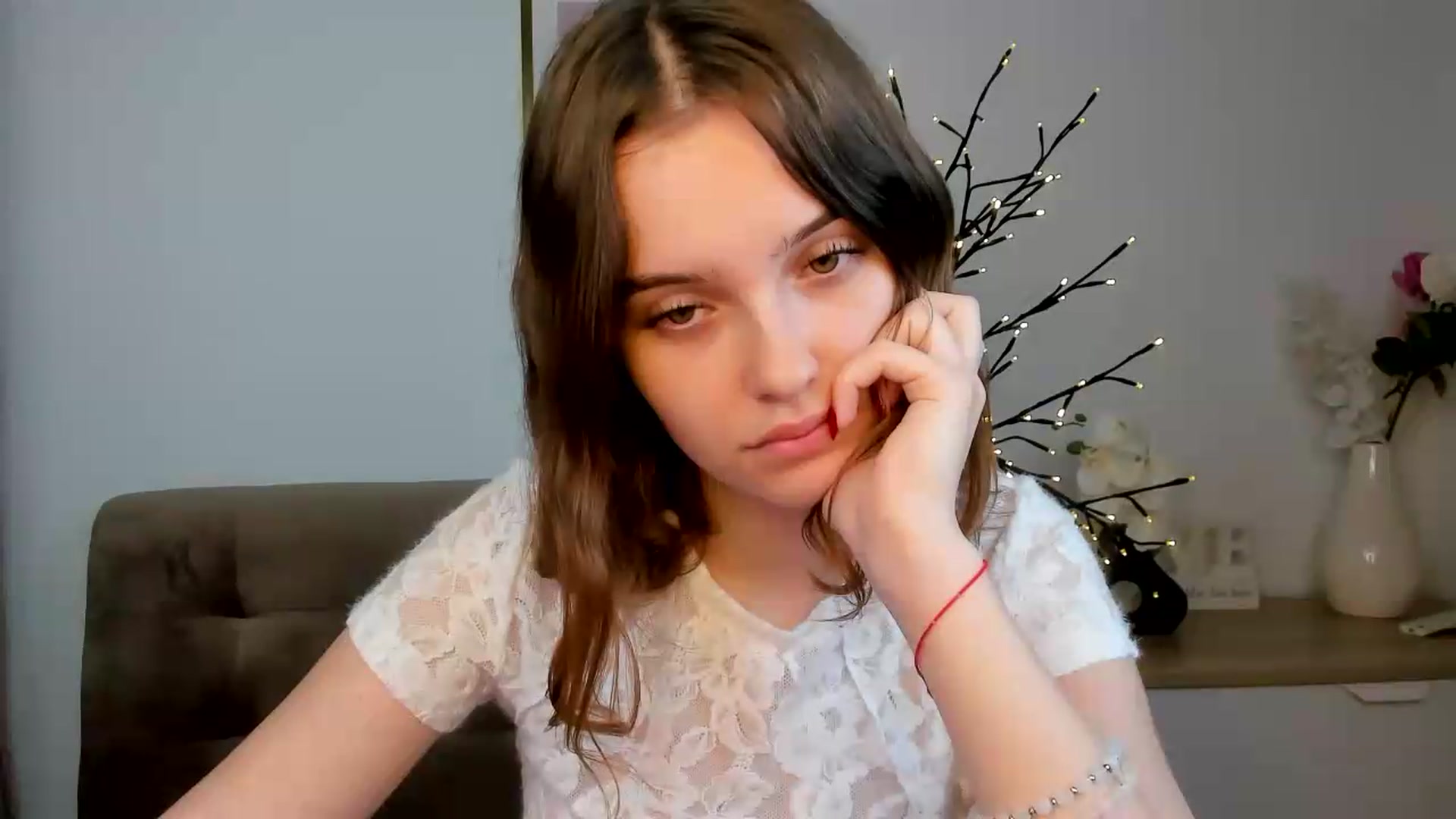 Gallery image thumbnail from KristiGant's myfreecams stream on, 09/04/2026, 14:26 image 13 of 20