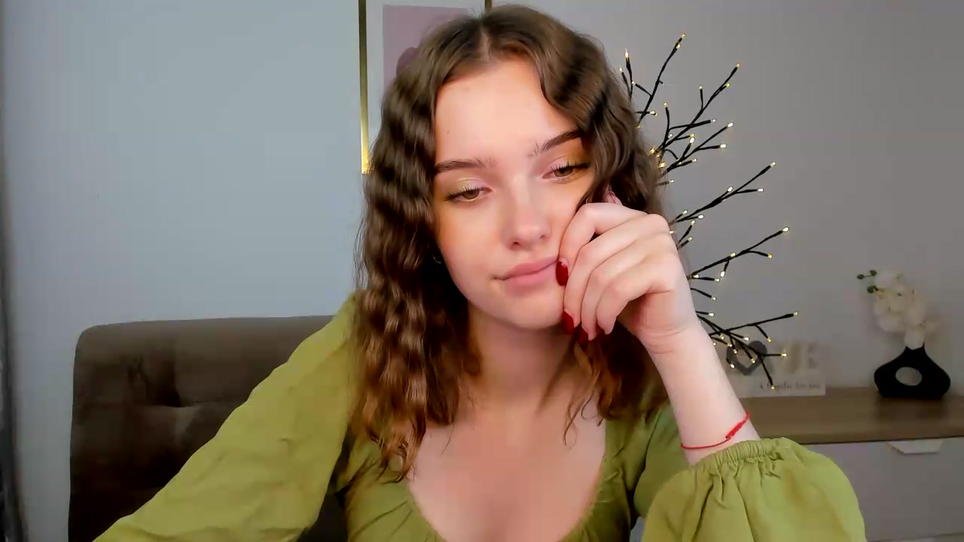 Gallery image thumbnail from KristiGant's myfreecams stream on, 09/06/2026, 15:40 image 3 of 20