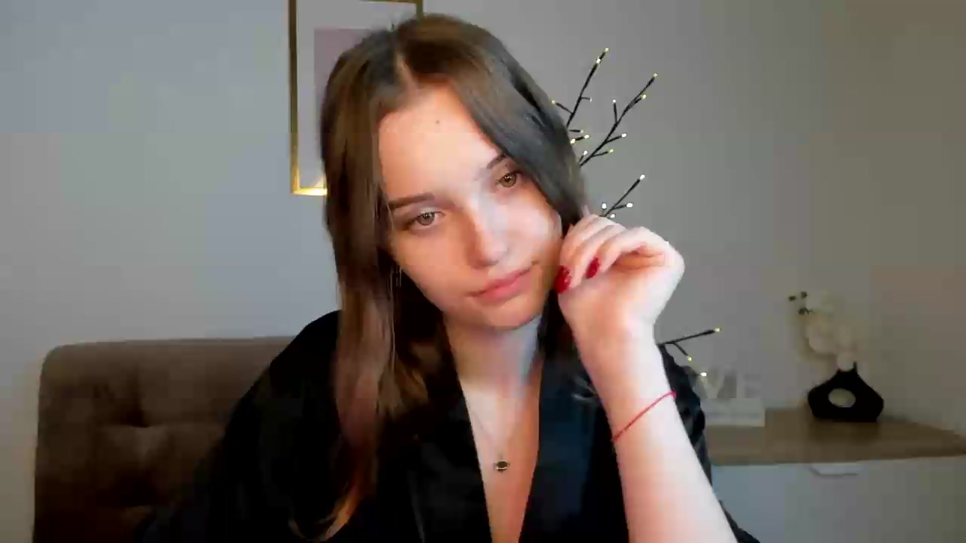 Gallery image thumbnail from KristiGant's myfreecams stream on, 09/11/2026, 14:03 image 1 of 20