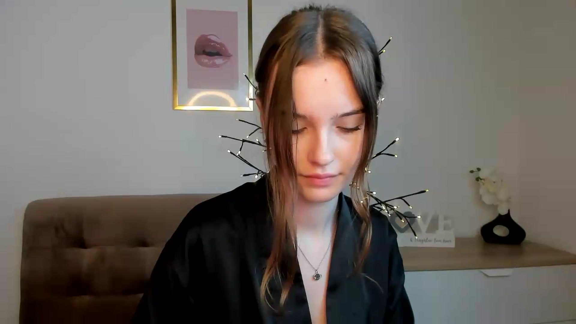 Gallery image thumbnail from KristiGant's myfreecams stream on, 09/11/2026, 14:03 image 18 of 20