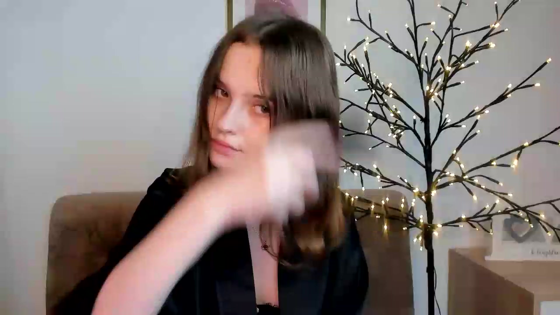 Gallery image thumbnail from KristiGant's myfreecams stream on, 09/11/2026, 15:17 image 2 of 20