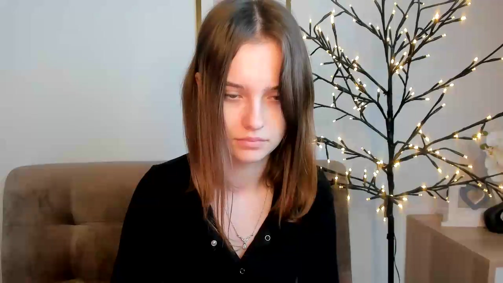 Gallery image thumbnail from KristiGant's myfreecams stream on, 09/13/2026, 12:50 image 17 of 20