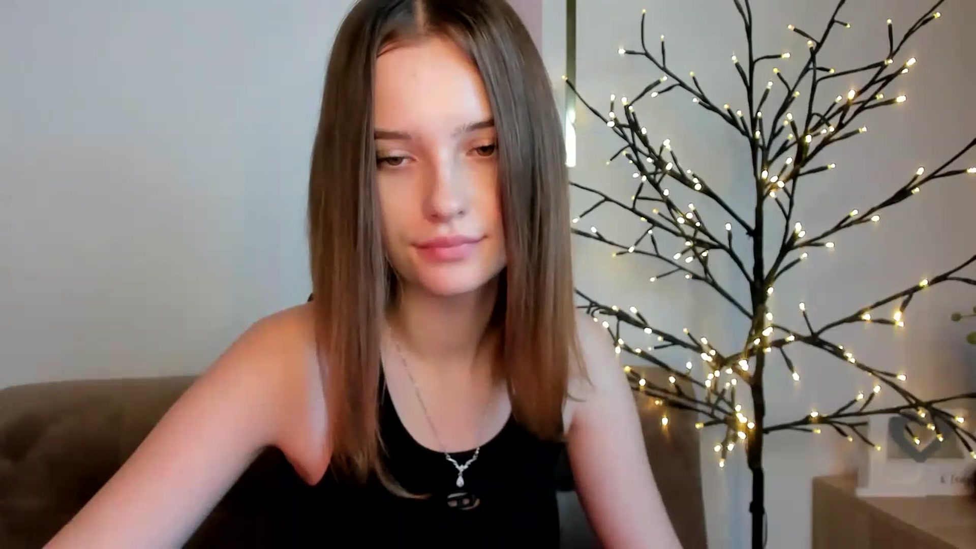 Gallery image thumbnail from KristiGant's myfreecams stream on, 09/15/2026, 15:17 image 4 of 20