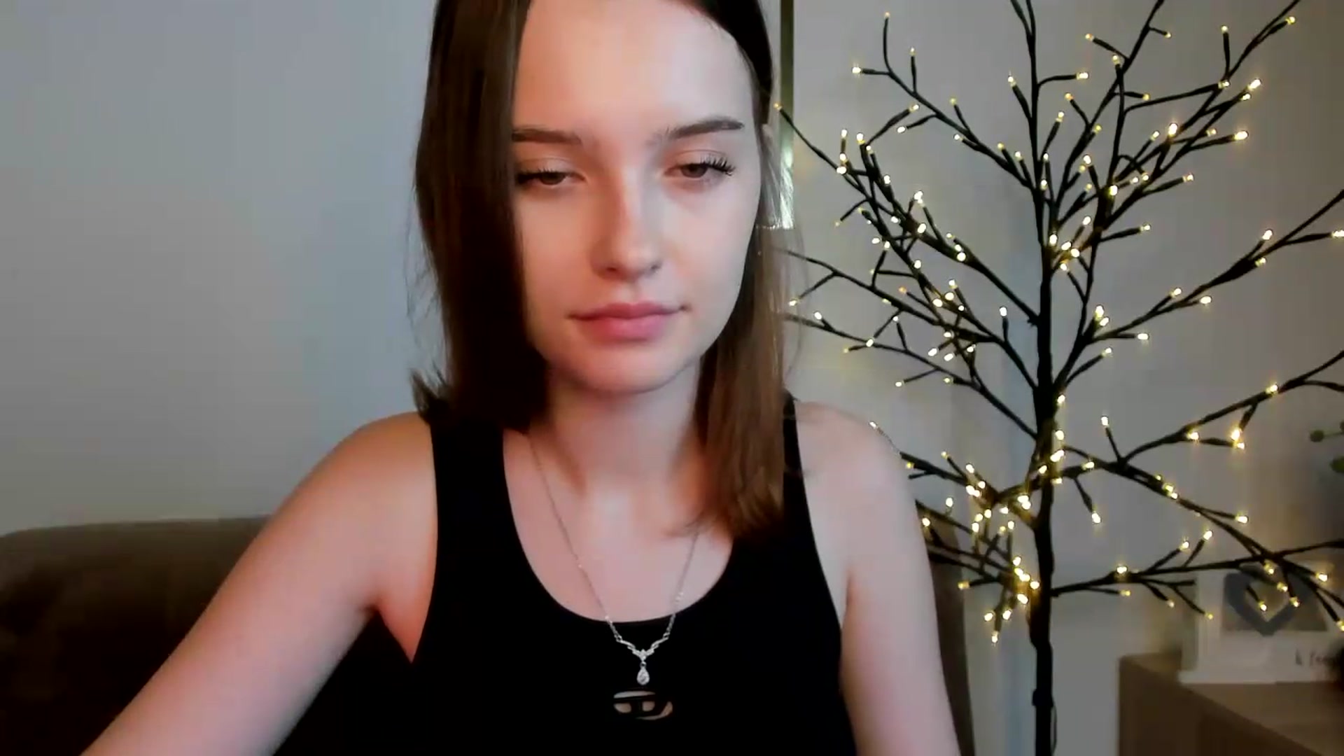 Gallery image thumbnail from KristiGant's myfreecams stream on, 09/15/2026, 15:17 image 17 of 20