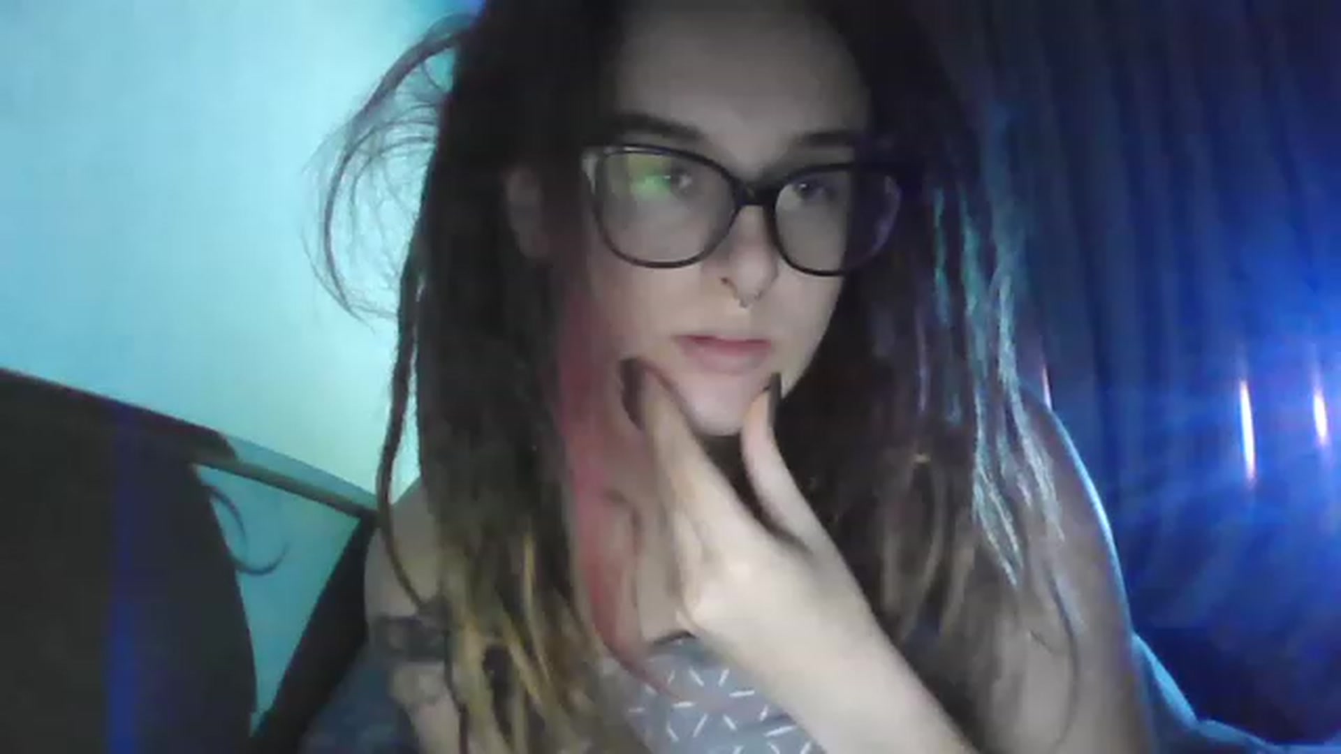 Gallery image thumbnail from Kristi_Dook's myfreecams stream on, 12/03/2022, 19:52 image 13 of 20