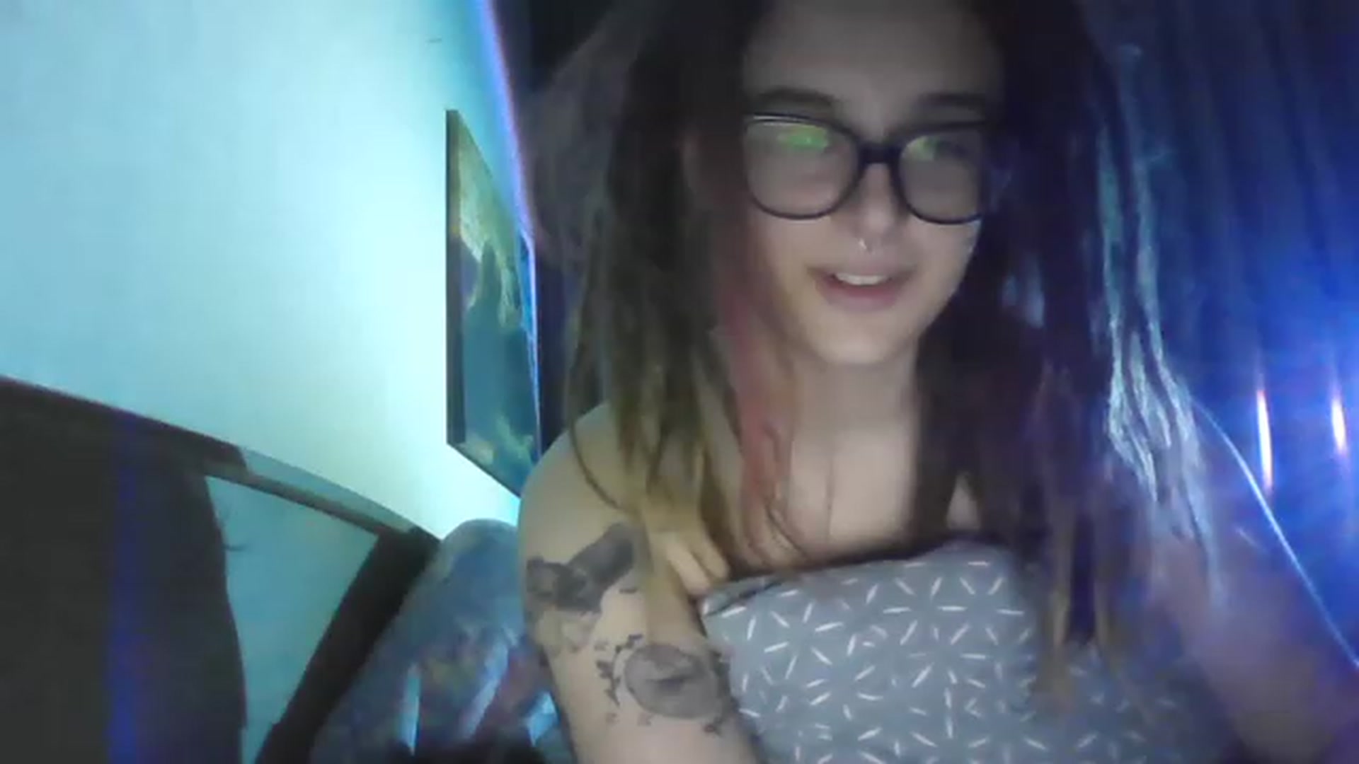 Gallery image thumbnail from Kristi_Dook's myfreecams stream on, 12/03/2022, 19:52 image 11 of 20