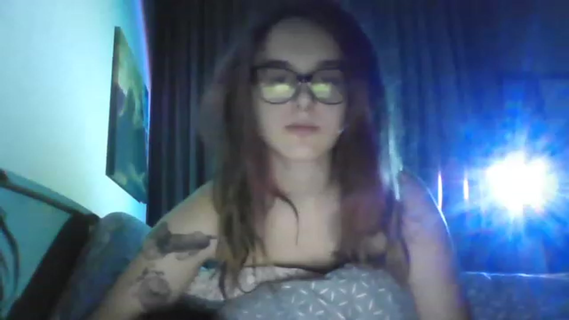 Gallery image thumbnail from Kristi_Dook's myfreecams stream on, 12/03/2022, 20:30 image 12 of 20
