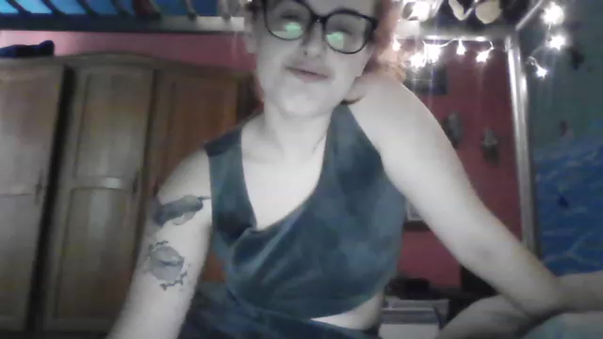 Gallery image thumbnail from Kristi_Dook's myfreecams stream on, 12/15/2022, 11:06 image 4 of 20