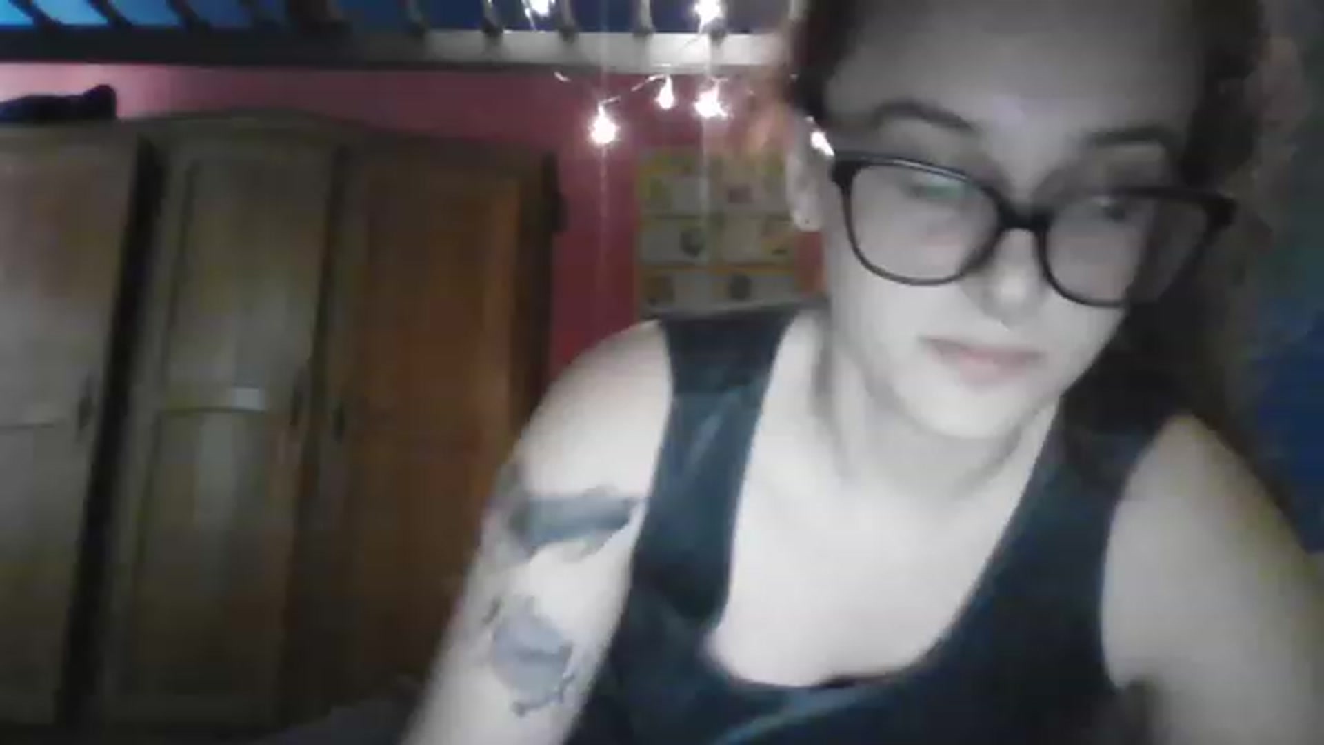 Gallery image thumbnail from Kristi_Dook's myfreecams stream on, 12/15/2022, 11:06 image 10 of 20