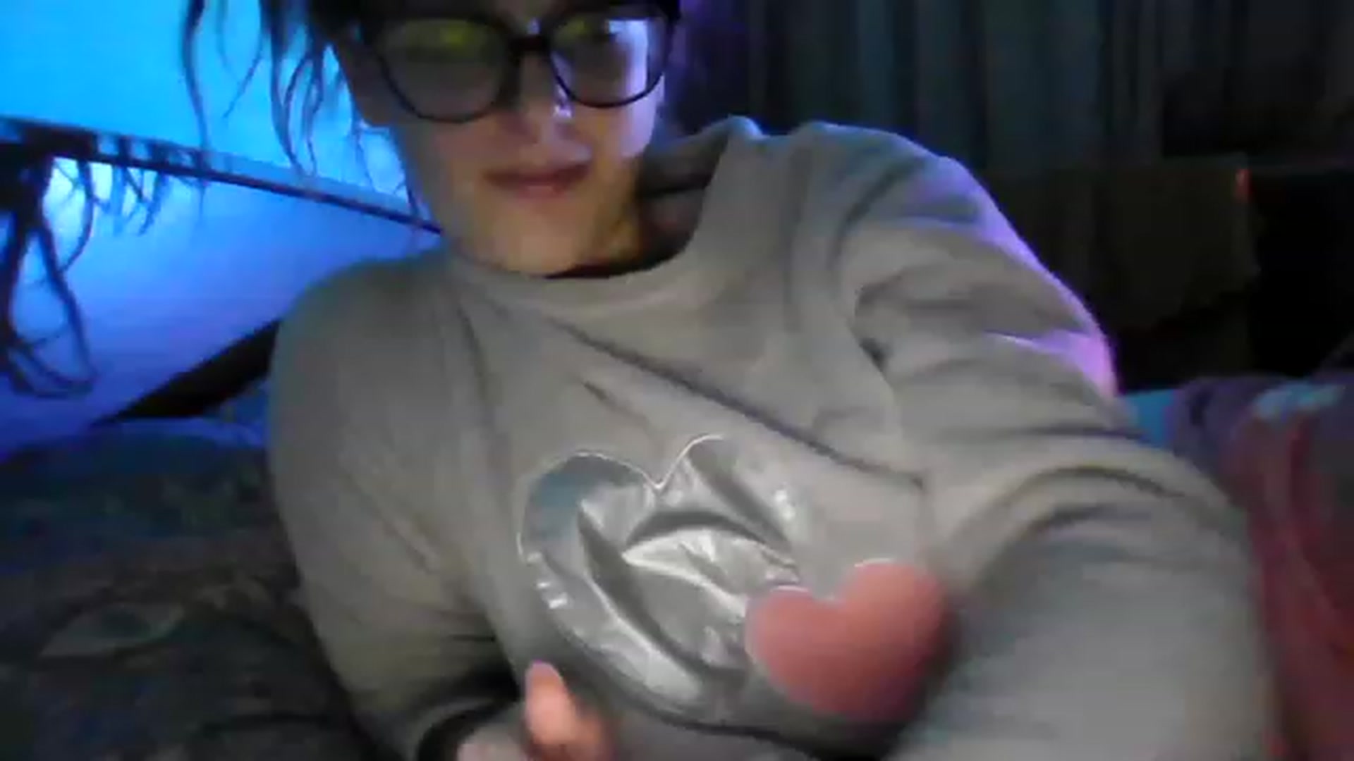 Gallery image thumbnail from Kristi_Dook's myfreecams stream on, 01/12/2023, 21:37 image 4 of 20