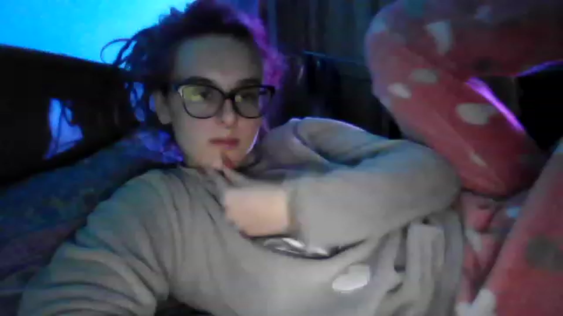 Gallery image thumbnail from Kristi_Dook's myfreecams stream on, 01/12/2023, 21:37 image 6 of 20