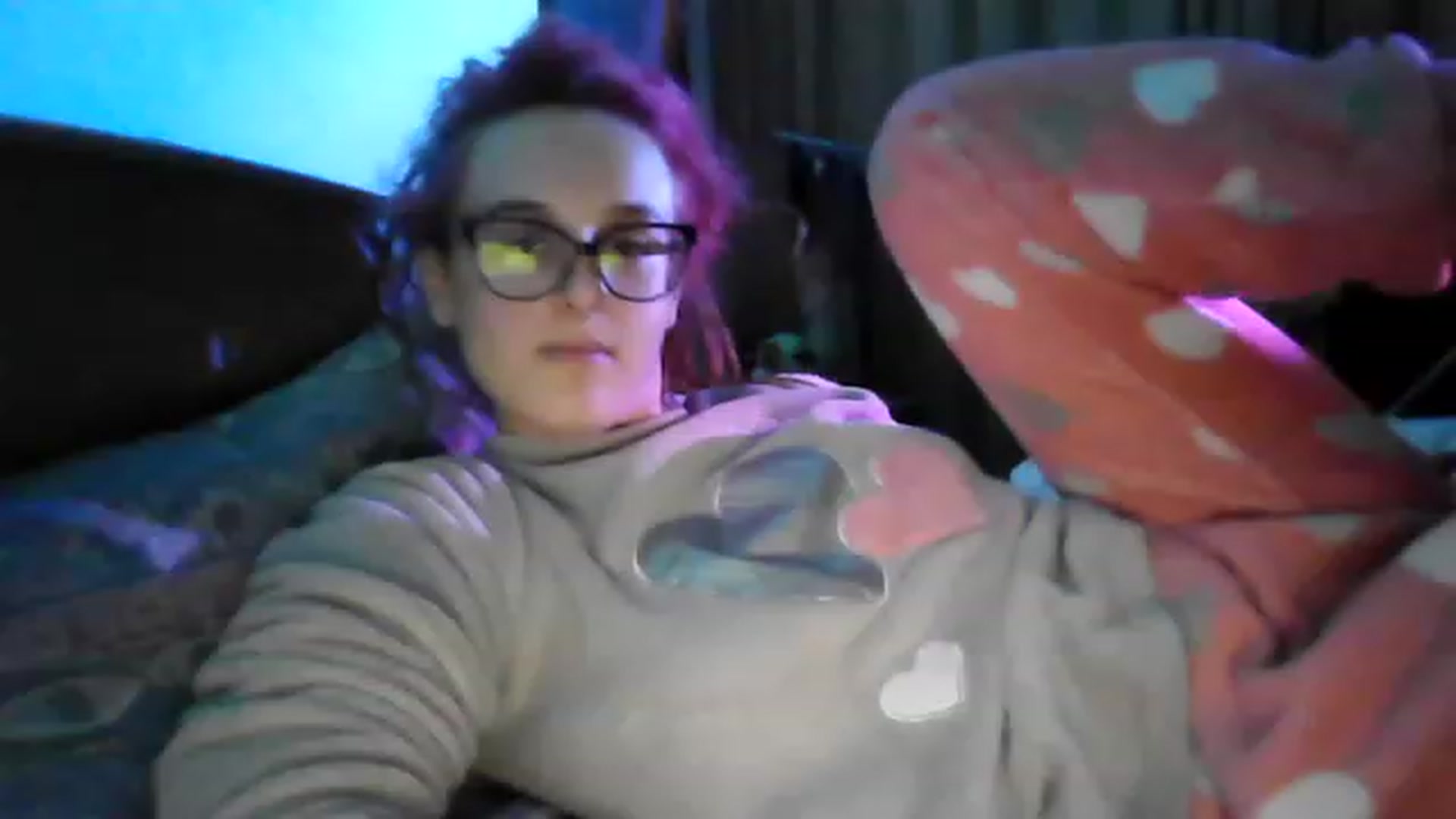 Gallery image thumbnail from Kristi_Dook's myfreecams stream on, 01/12/2023, 21:37 image 14 of 20